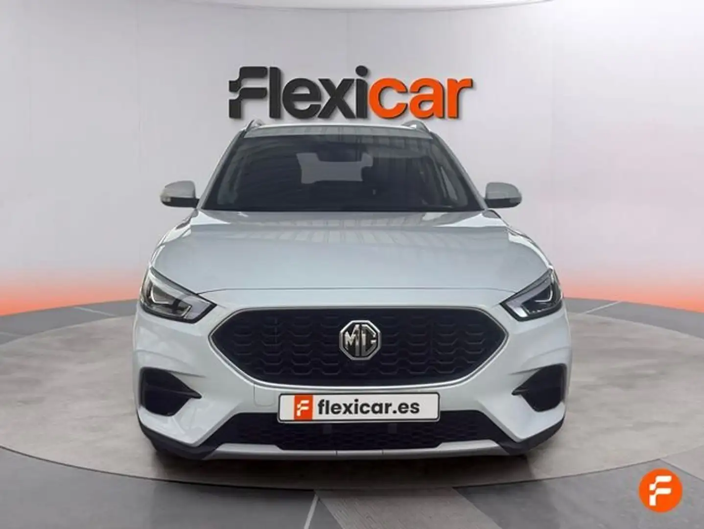 MG ZS 1.5 Comfort Blanco - 2