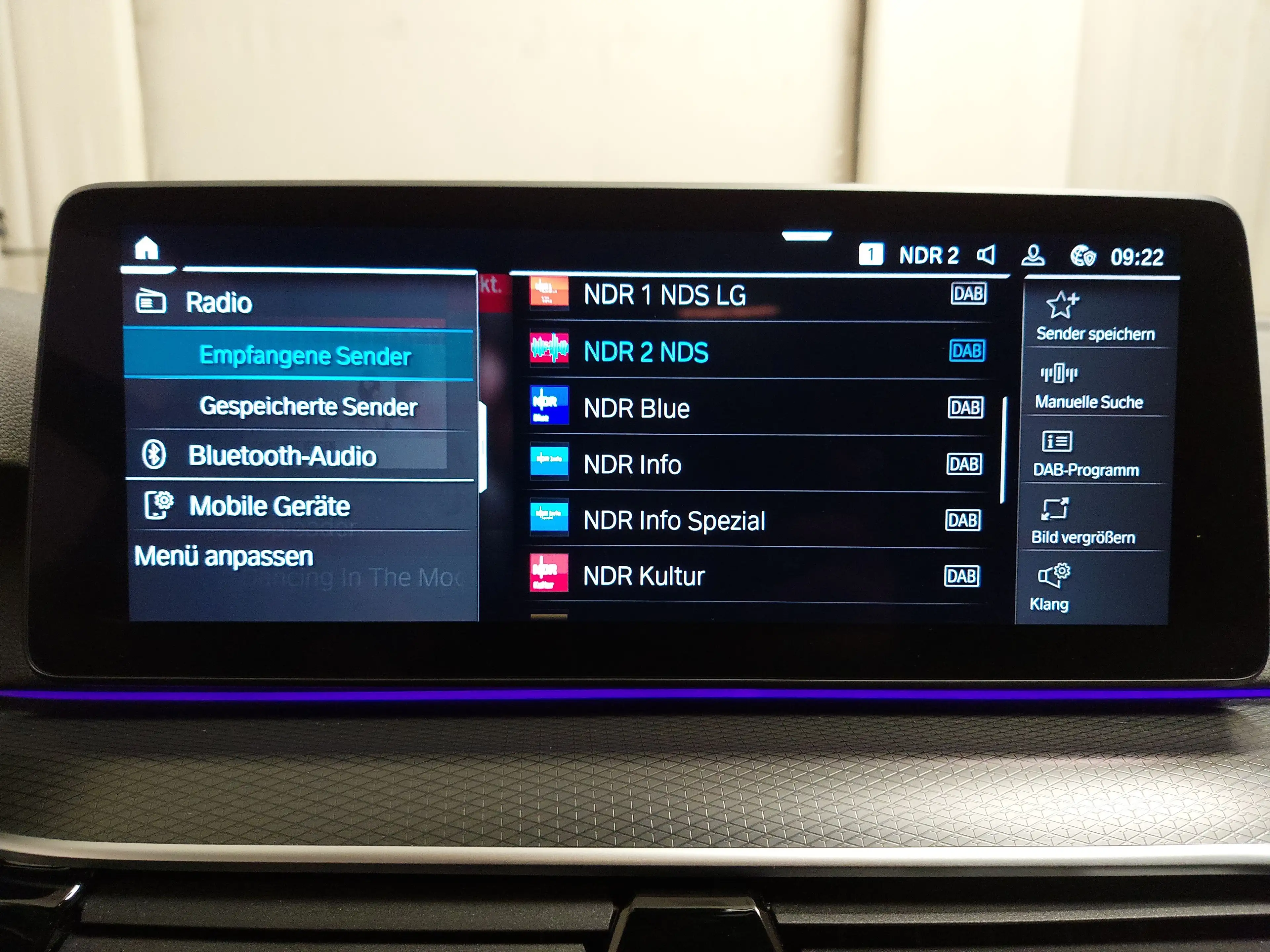 BMW 530 e Touring M-Sport Leder Navi LED LC prof. RFK — photo 15
