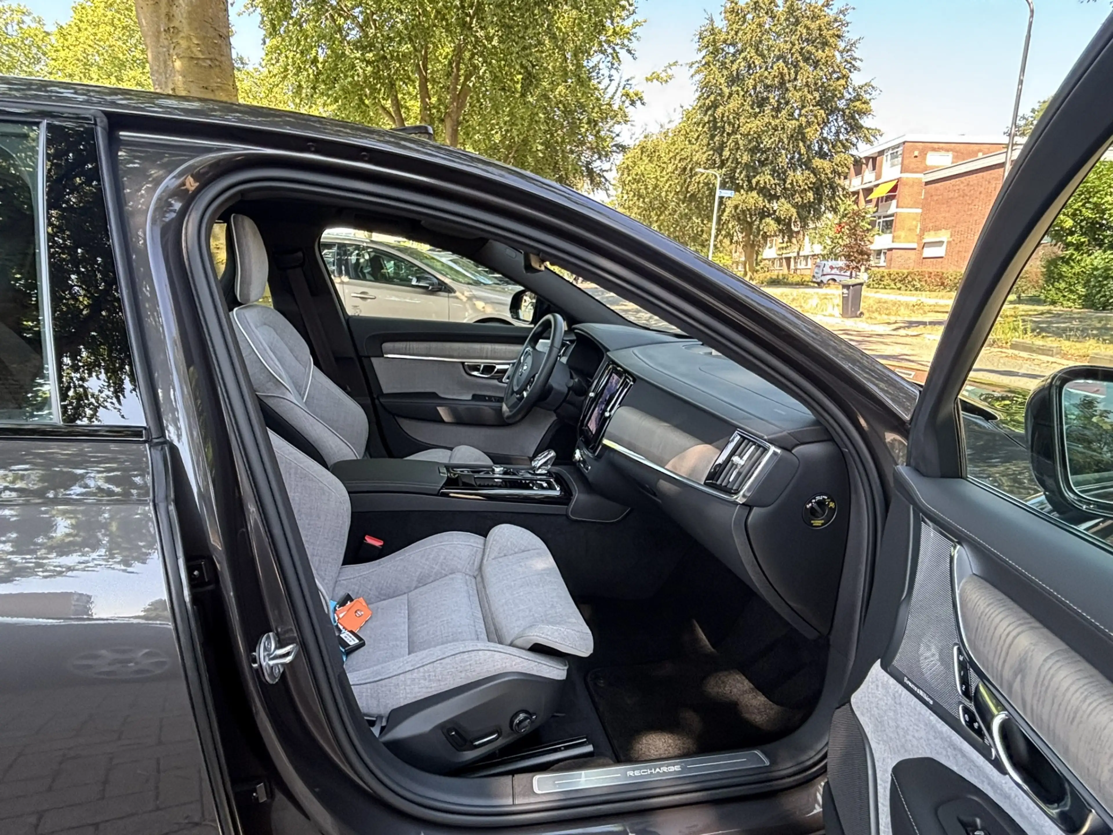 Volvo S90 T8 455pk AWD Ultimate Dark B&W Head-Up Luchtvering — photo 29