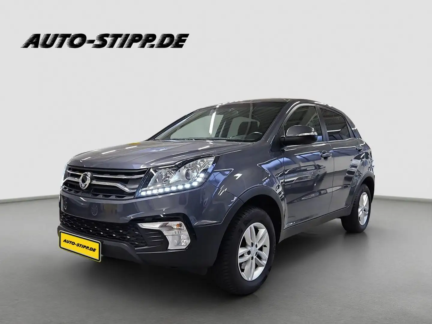 SsangYong Korando 2.0 TD Crystal TEMP SITZH BLUET PDC USB Grau - 2