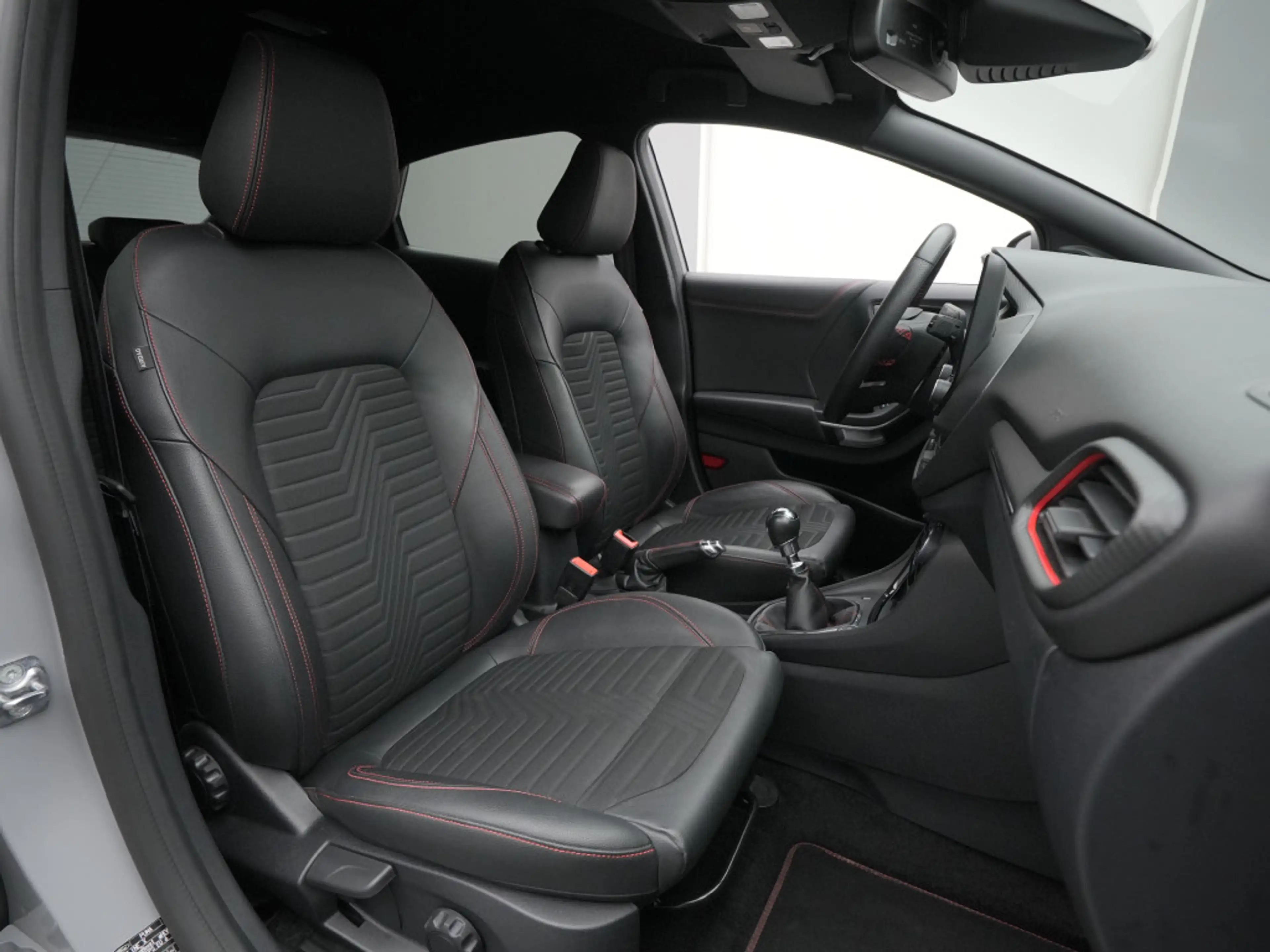 Ford Puma ST-Line X 155PS/Komfort- & Winter-Paket — photo 13