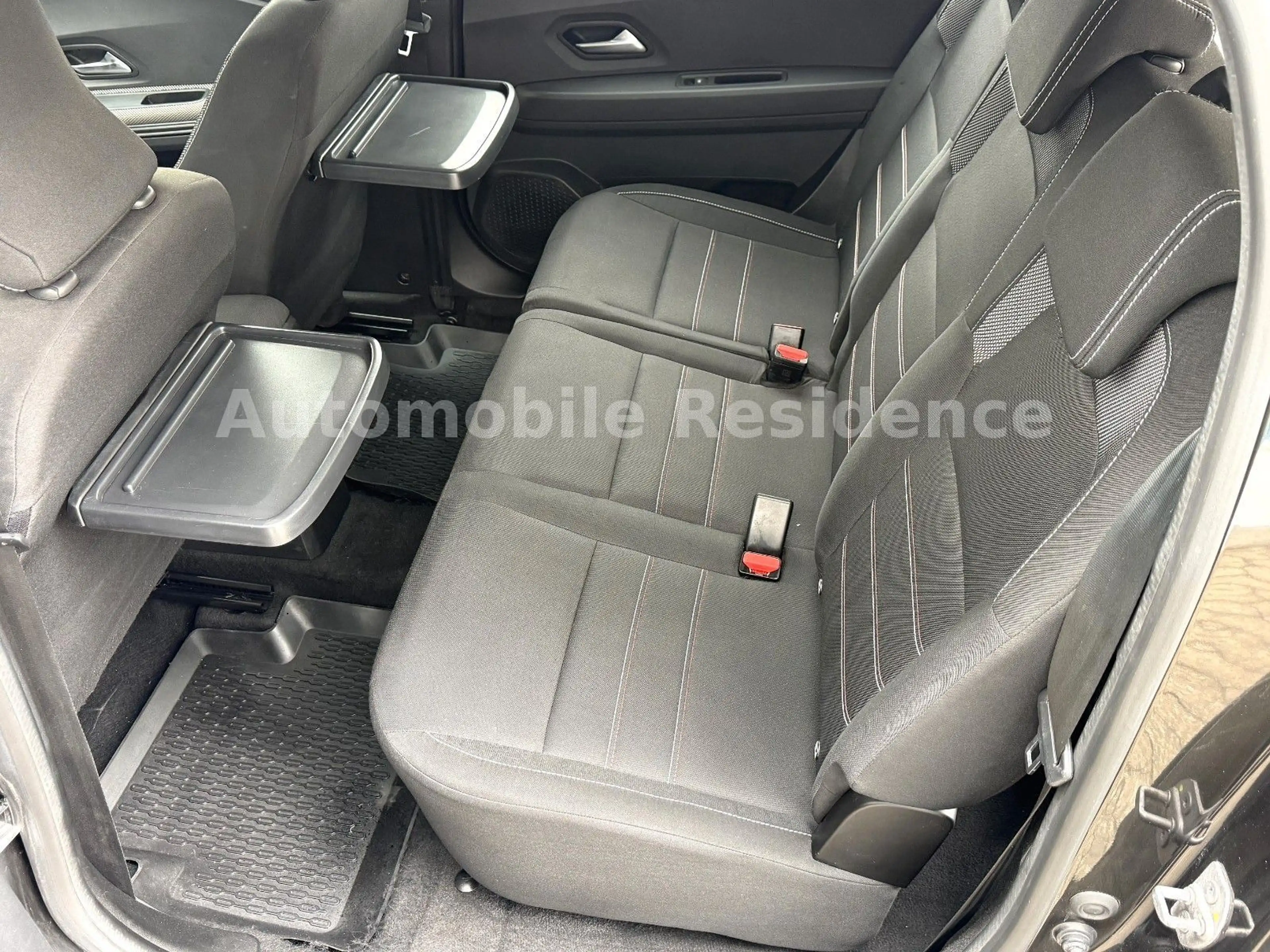Dacia Jogger Extreme+ TEC 110*NAVI*SHZ*MFL*ALU*CAM*1HD — photo 9