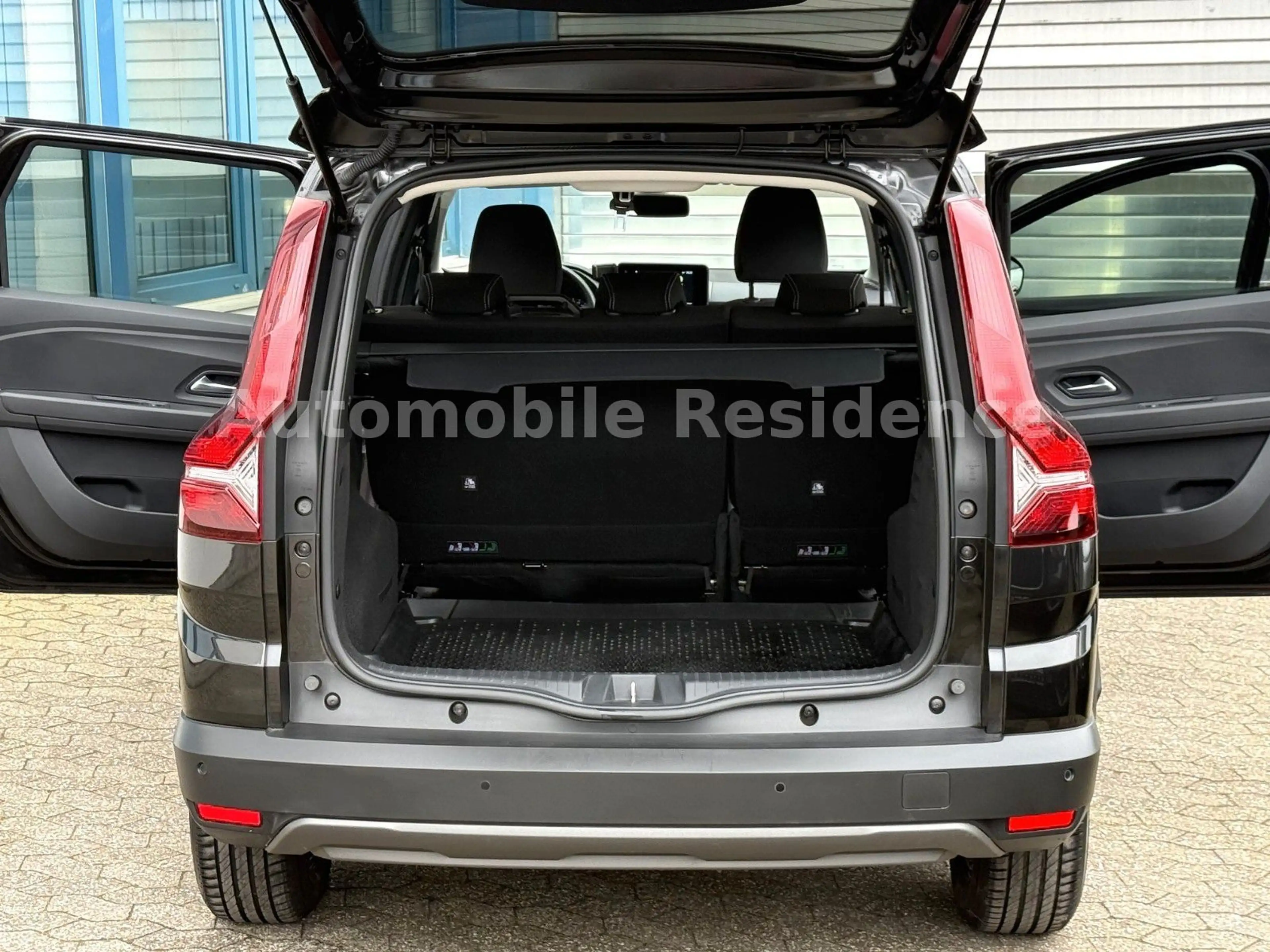 Dacia Jogger Extreme+ TEC 110*NAVI*SHZ*MFL*ALU*CAM*1HD — photo 10