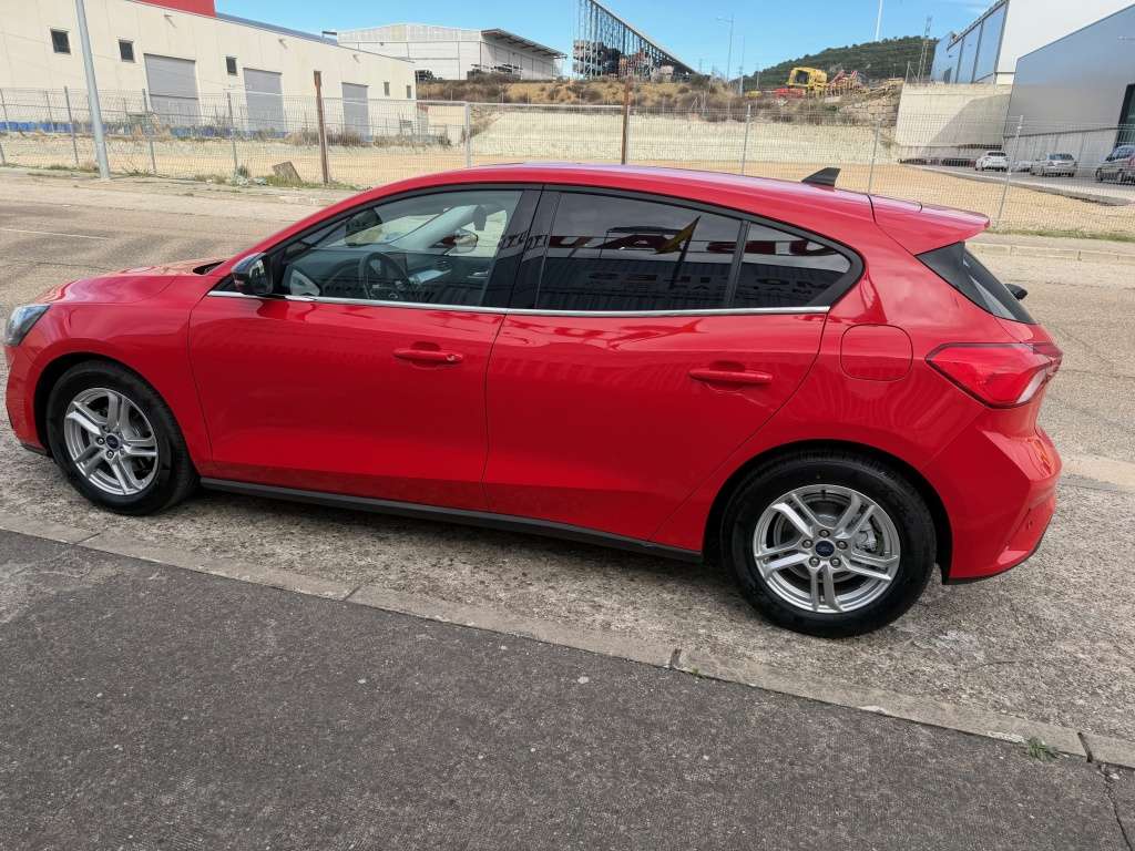 Ford Focus 1.0 Ecoboost Active 125 - foto 1