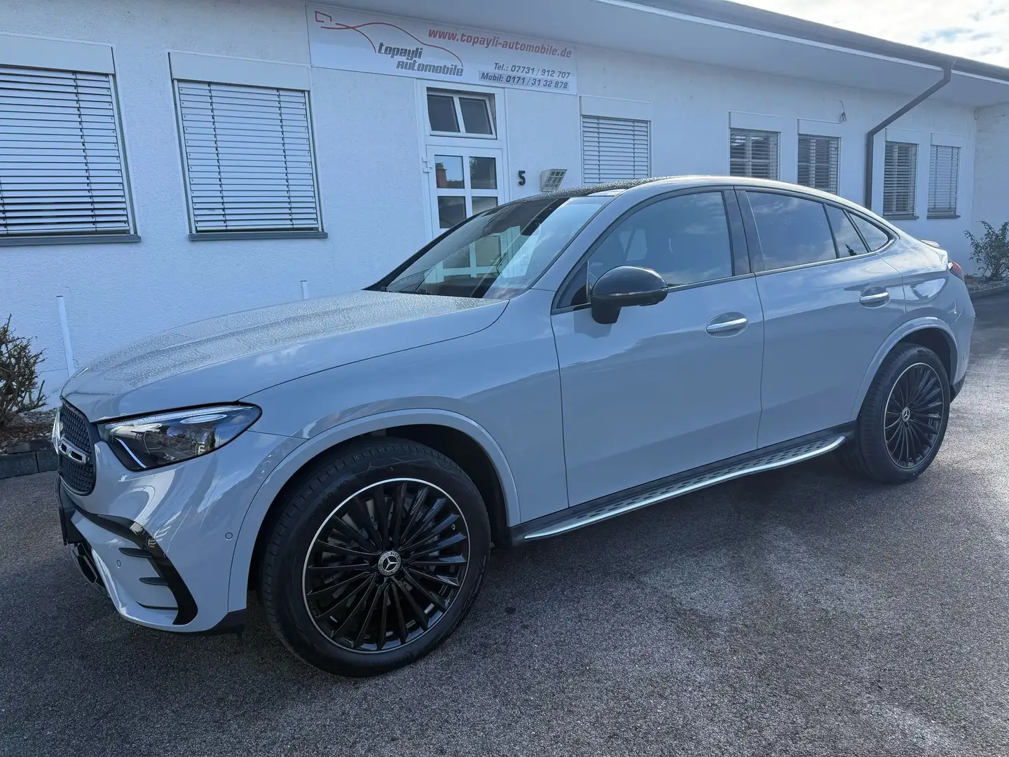 Mercedes-Benz GLC 300 GLC 300 d 4Matic*COUPE*AMG*AIRMATIK*PREM+PAN*AHK* Grigio - 1