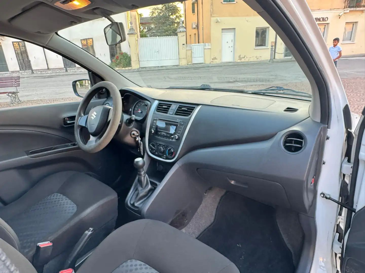 Suzuki Celerio 1.0 Country 50 Kw 68cv (EURO 6) 5P - 2