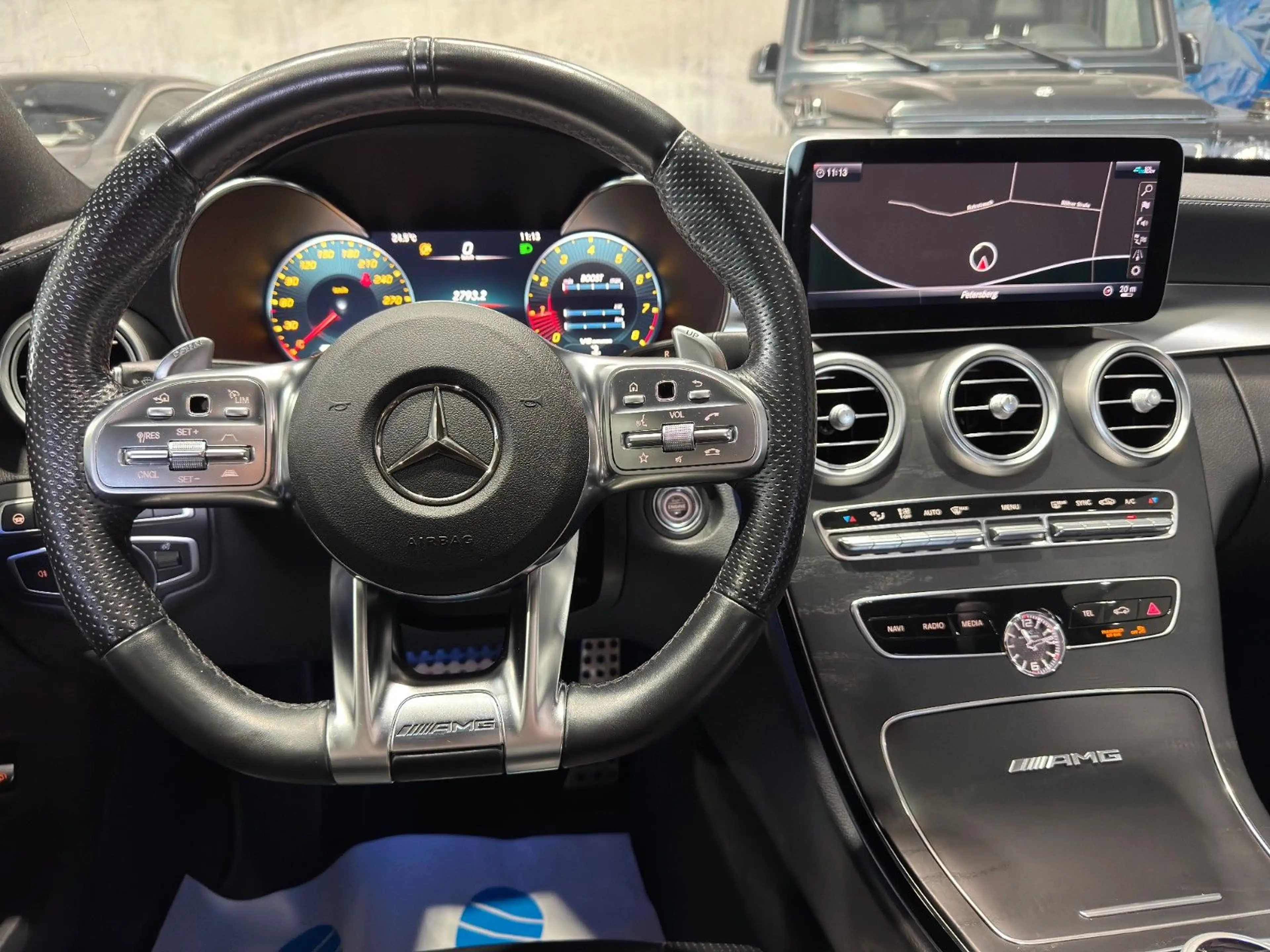 Mercedes-Benz C 63 AMG /LIM/PANO/NAVI/VOLLDIGIT/LED/RFK/PERFORM — photo 15