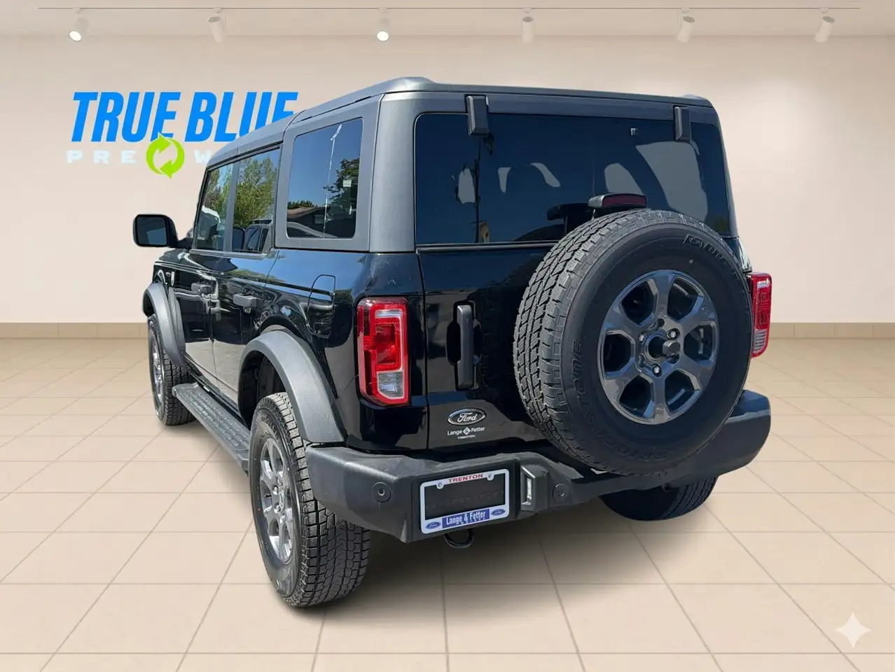Ford Bronco снимка Ford Bronco