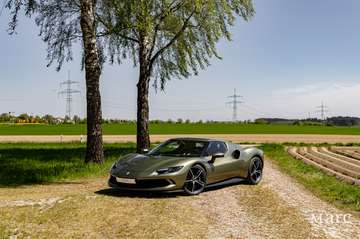Ferrari Hybrid Warranty / Carbon / Lift / Racing Seats / Verde Masoni over Cuoio