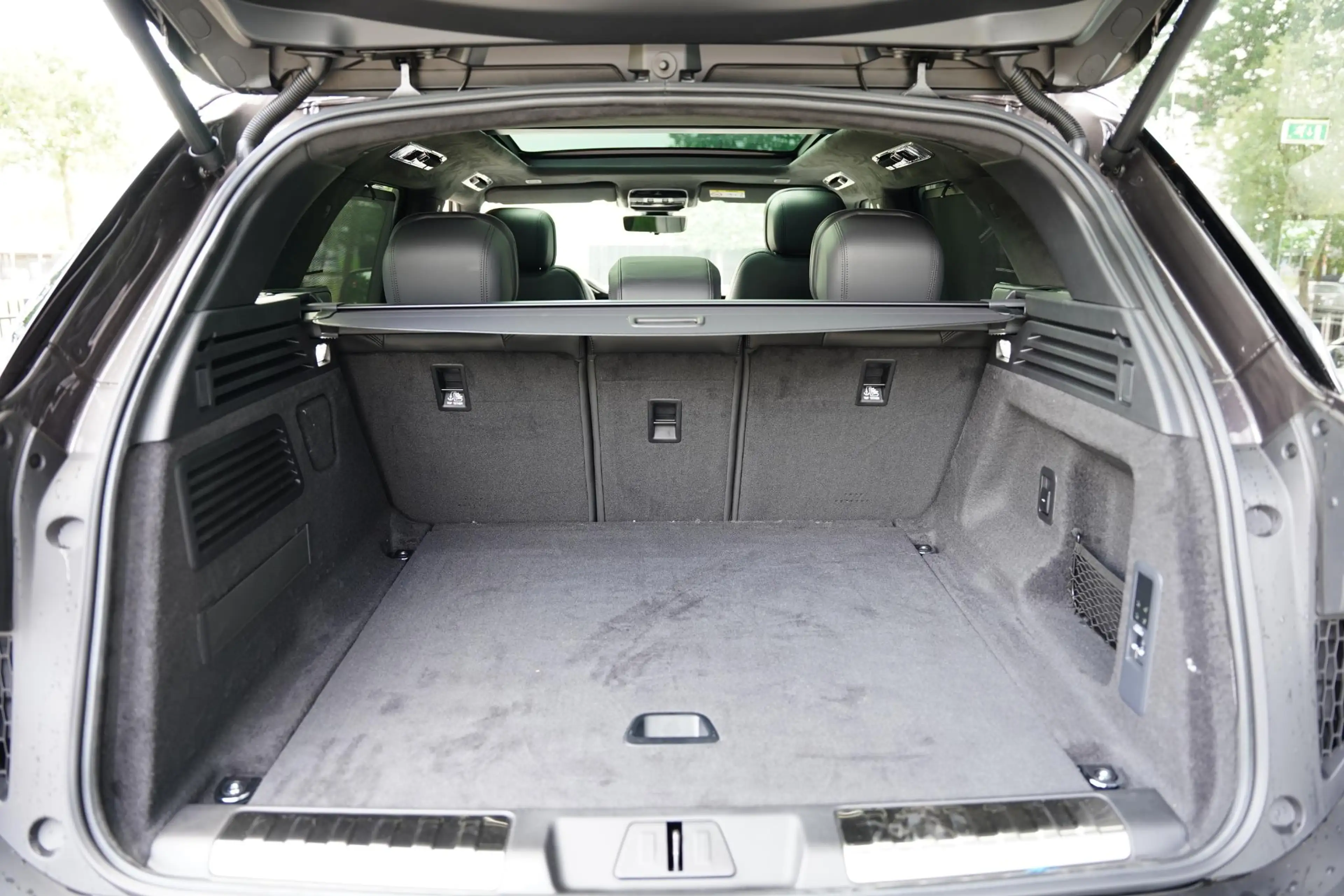 Land Rover Range Rover Sport P460 E Dynamic HSE In Control / Massage / 23 Inch — photo 27