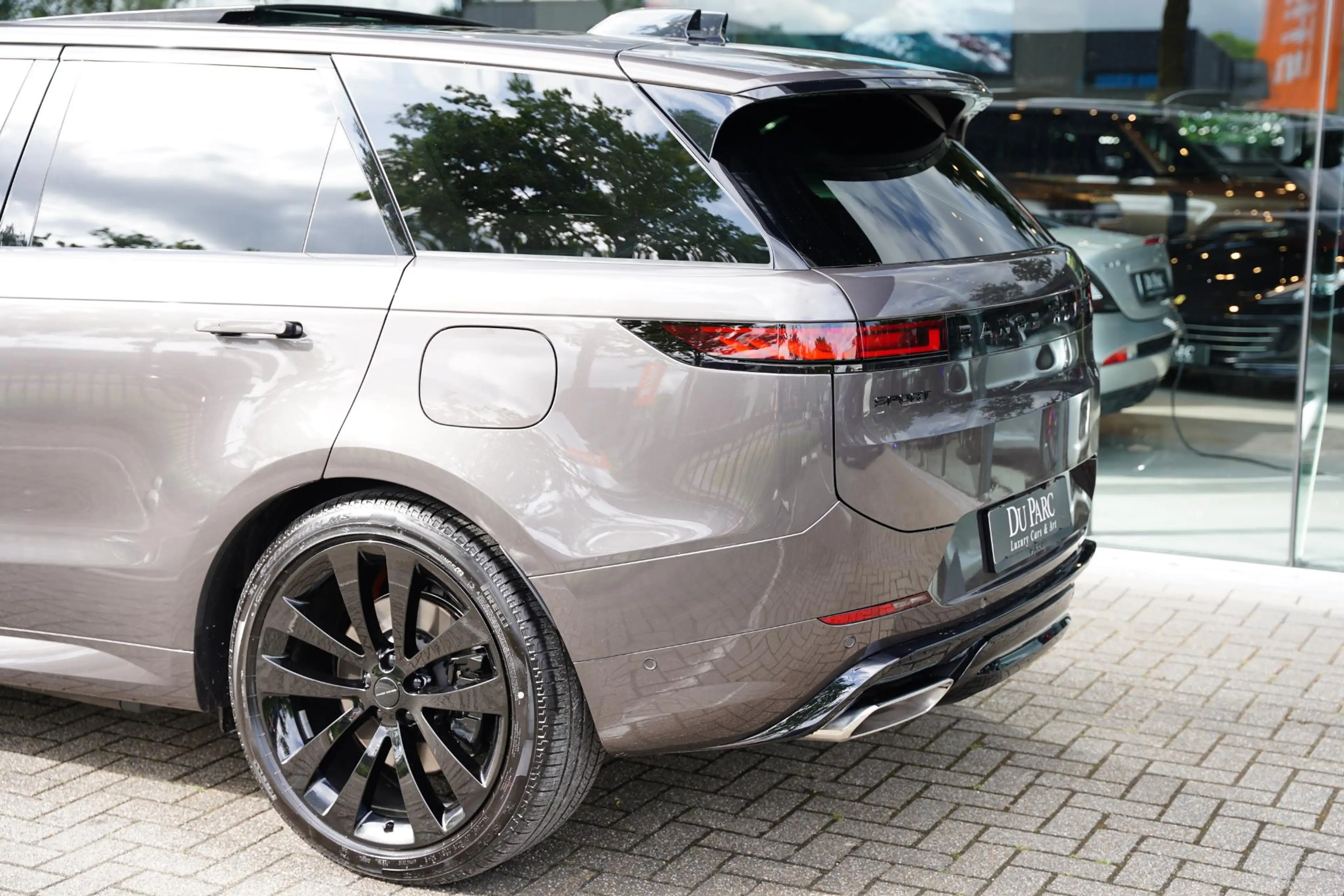 Land Rover Range Rover Sport P460 E Dynamic HSE In Control / Massage / 23 Inch — photo 30