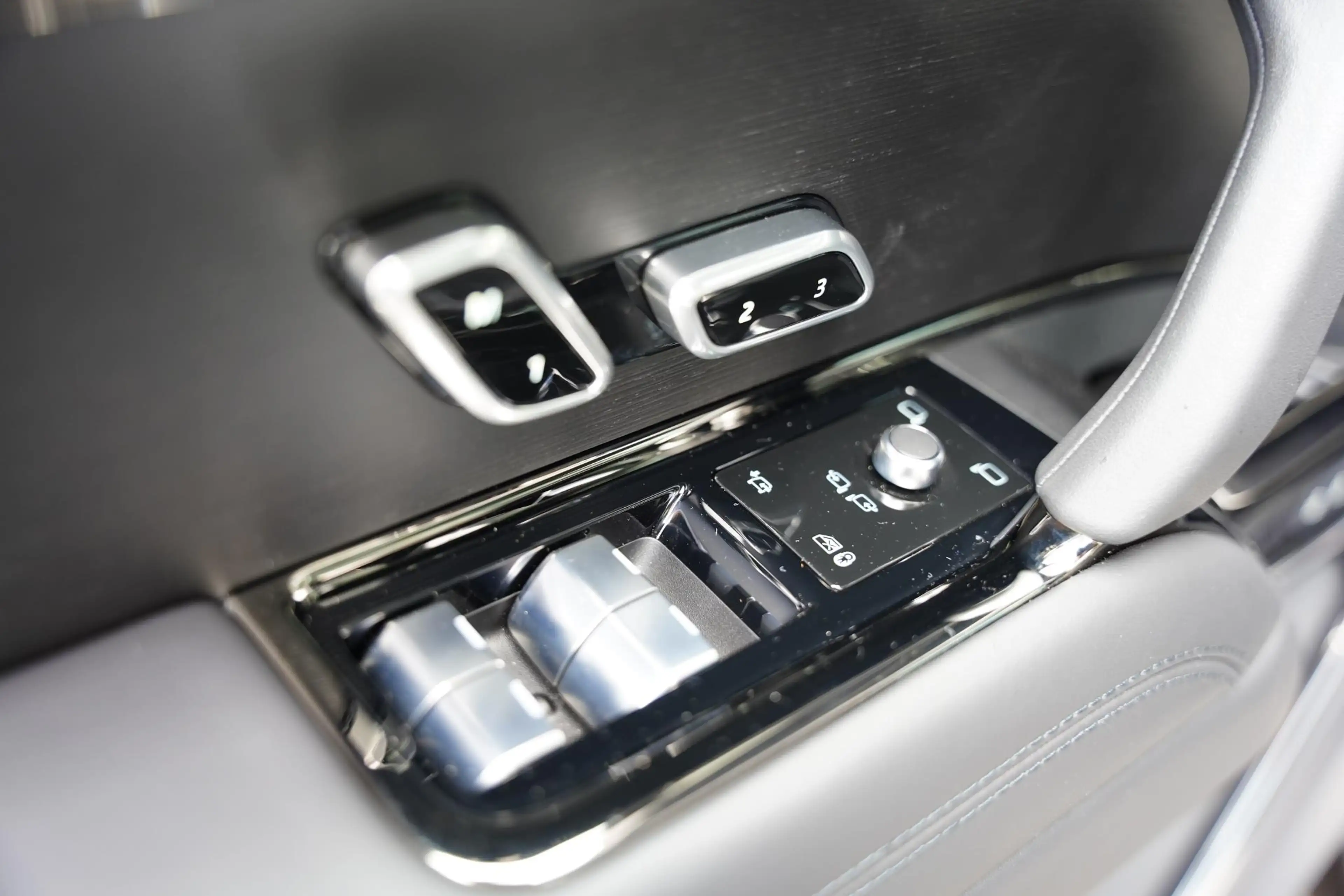 Land Rover Range Rover Sport P460 E Dynamic HSE In Control / Massage / 23 Inch — photo 25