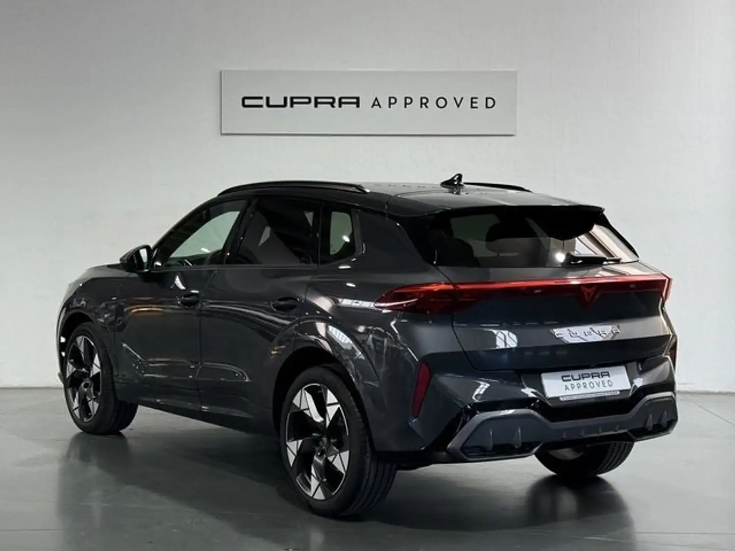CUPRA Terramar 1.5 eTSI 110 DSG Gris - 2
