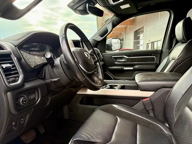 Dodge RAM Ram 1500 Quad Cab Laramie Night Edition *MwSt. ... Ansicht 15