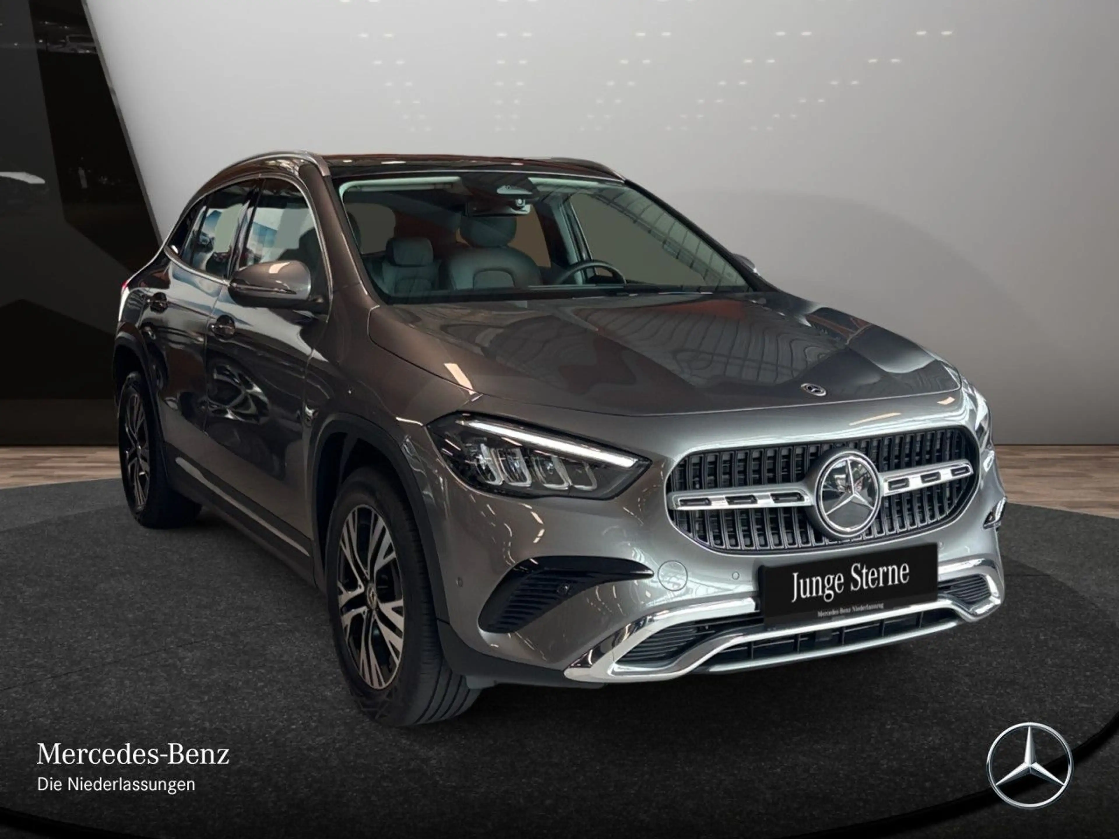 Mercedes-Benz GLA 180 PROGRESSIVE+PANO+LED+KAMERA+7G — photo 5