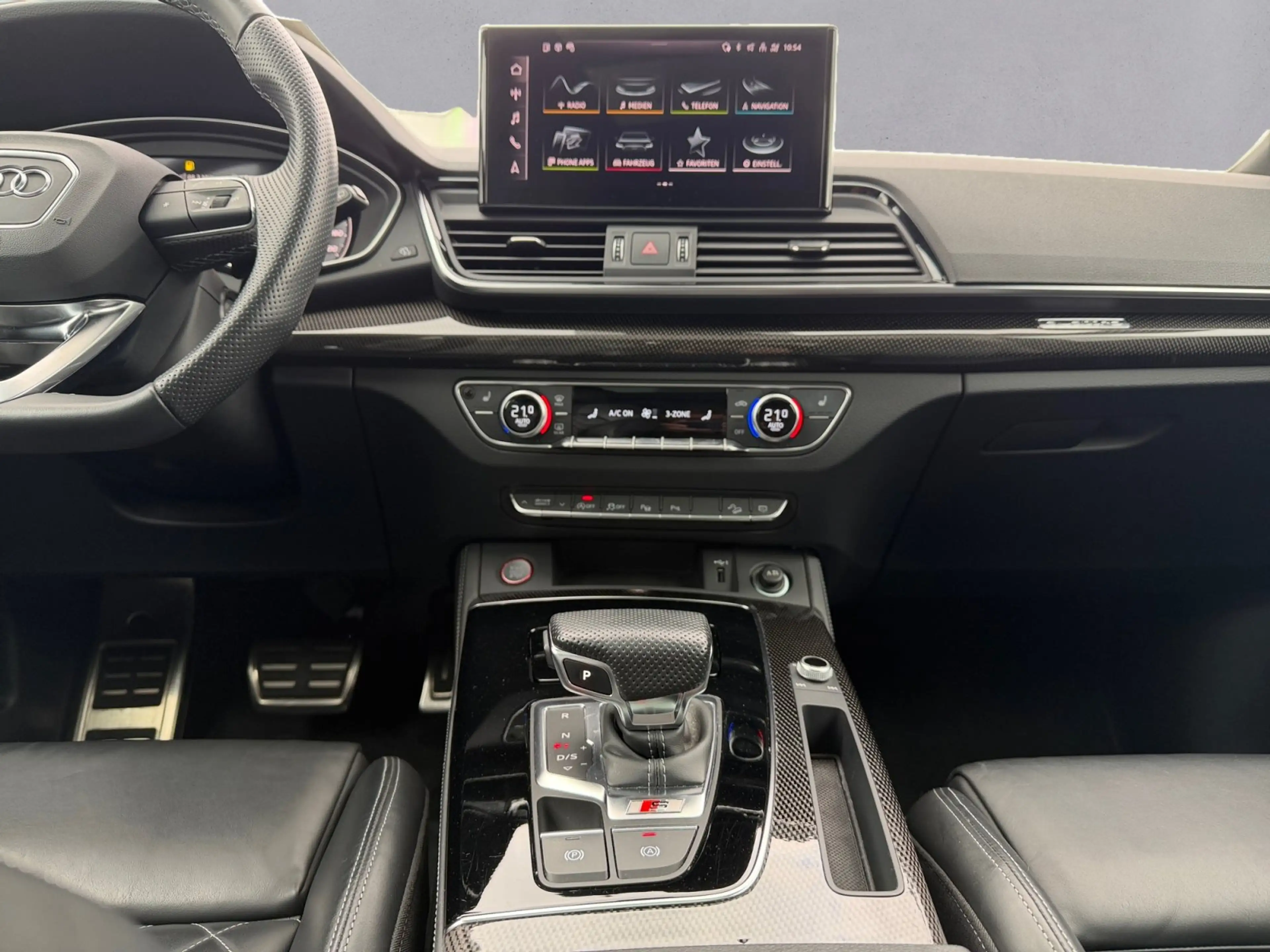 Audi SQ5 Sportback 55 TDI quattro tiptronic PANO / BO — photo 11