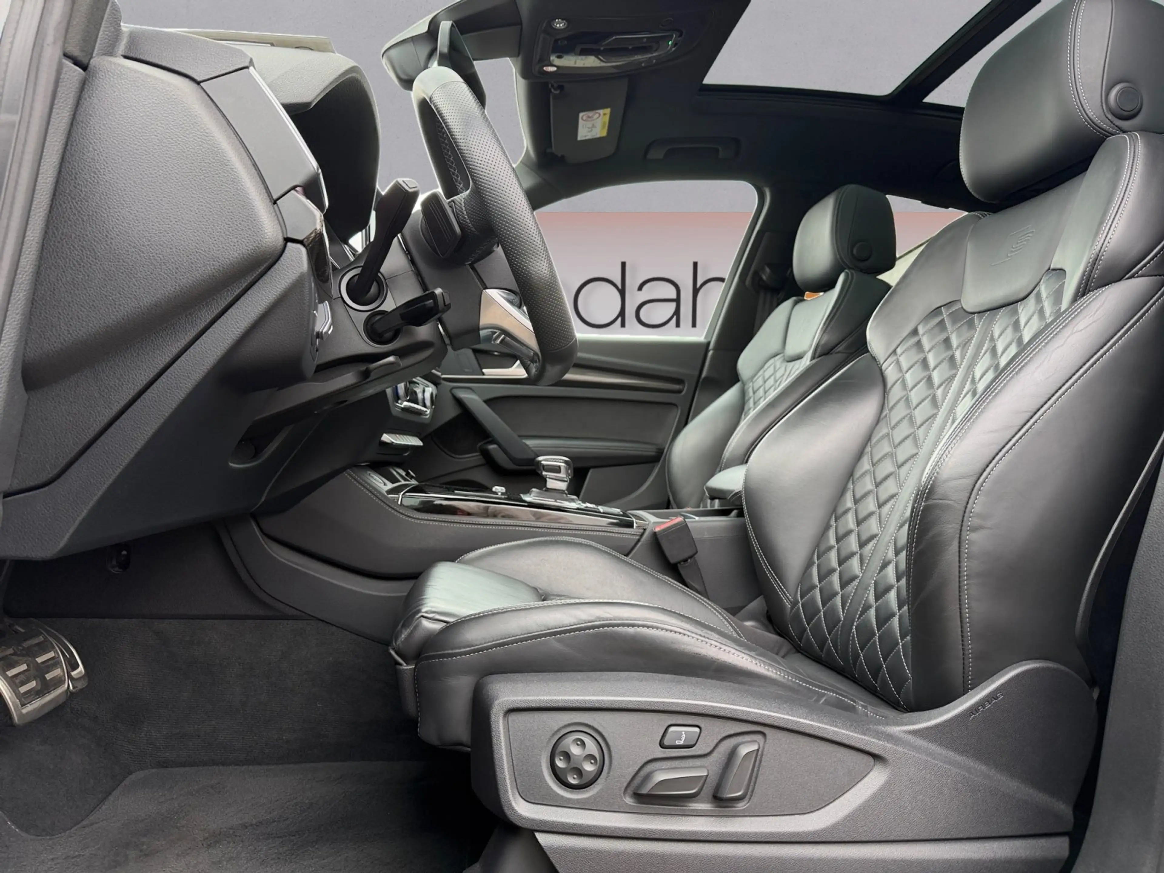 Audi SQ5 Sportback 55 TDI quattro tiptronic PANO / BO — photo 9