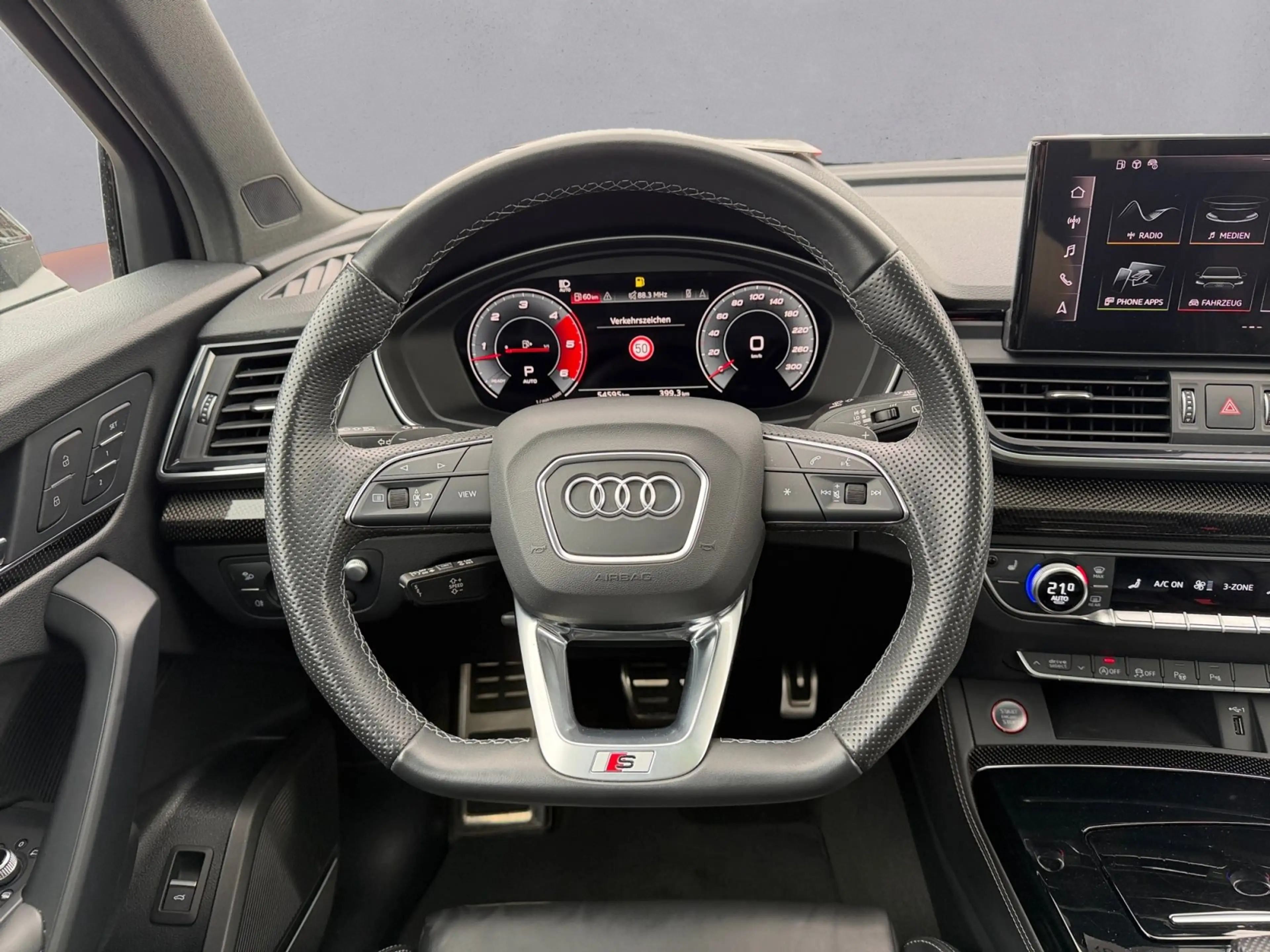 Audi SQ5 Sportback 55 TDI quattro tiptronic PANO / BO — photo 12