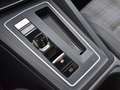 Volkswagen Golf GTE 1.4 HYBRID / SCHUIFDAK / IQ LIGHT / CARPLAY / CAM White - thumbnail 41