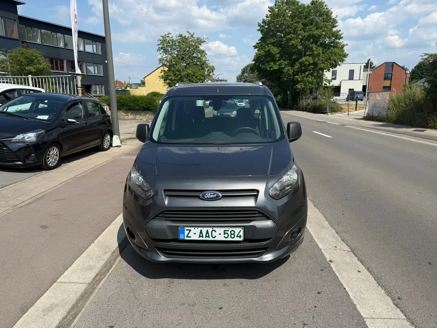 Ford Tourneo Connect NEW MOTEUR **12MGARANTIE**10000KM** Gris - 2