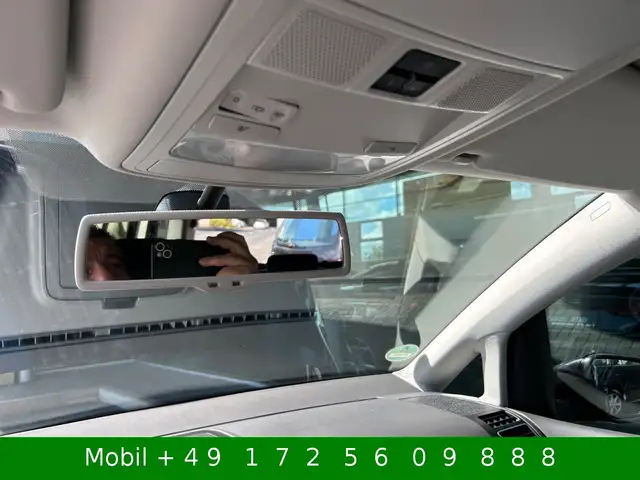 Volkswagen Touran view 11