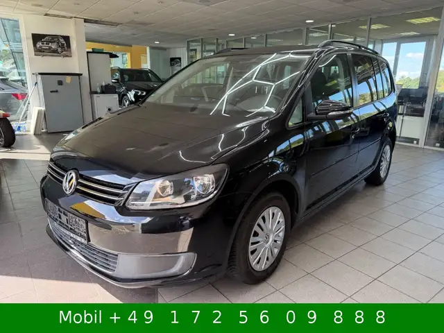Volkswagen Touran view 2