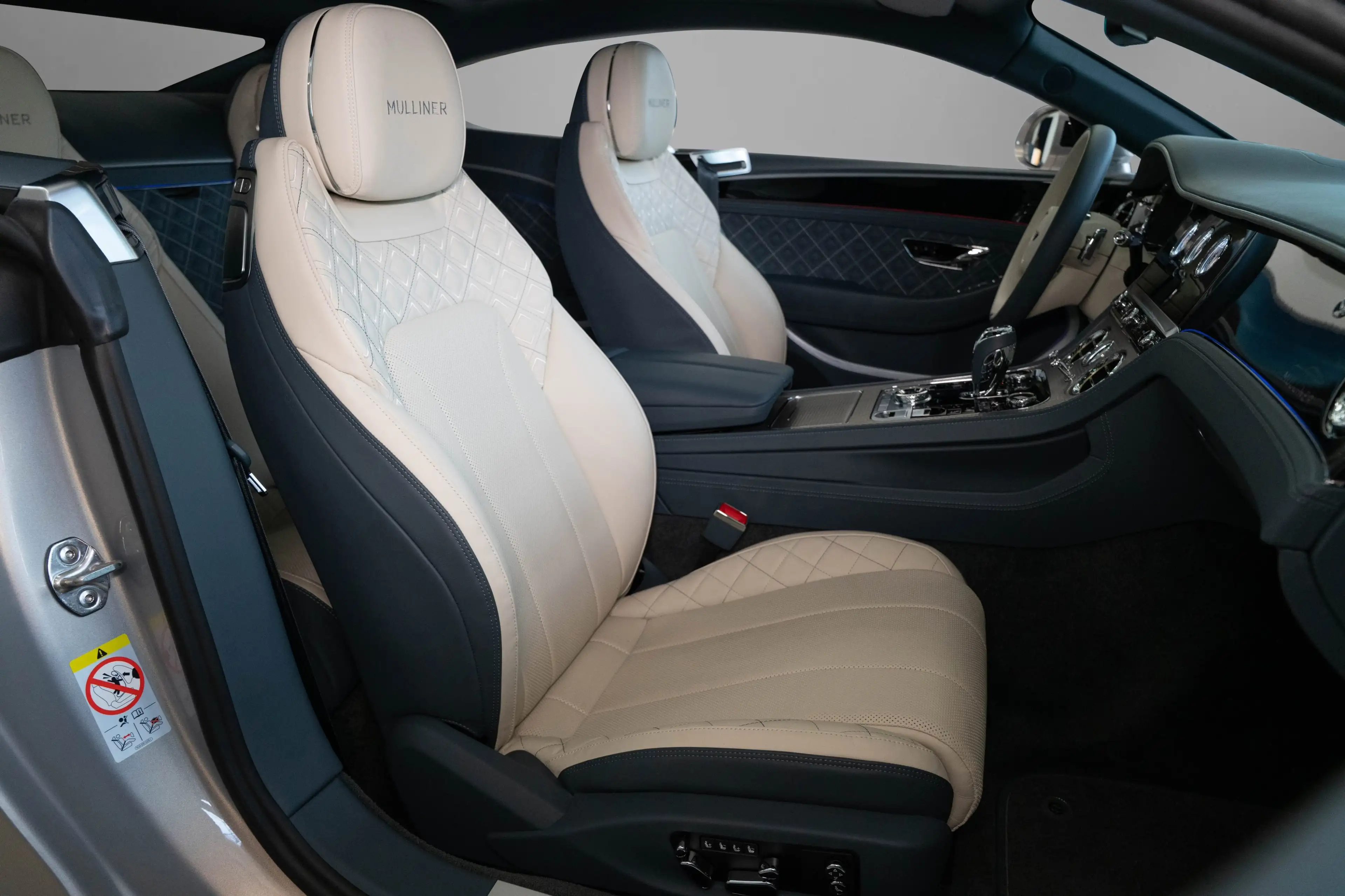 Bentley Continental GT V8 MULLINER *CarbonStyling* — photo 14