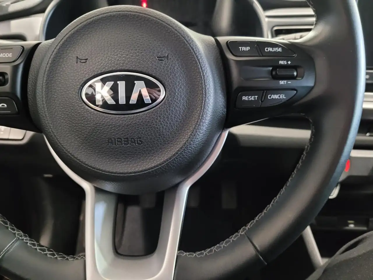 Kia Rio снимка Kia Rio