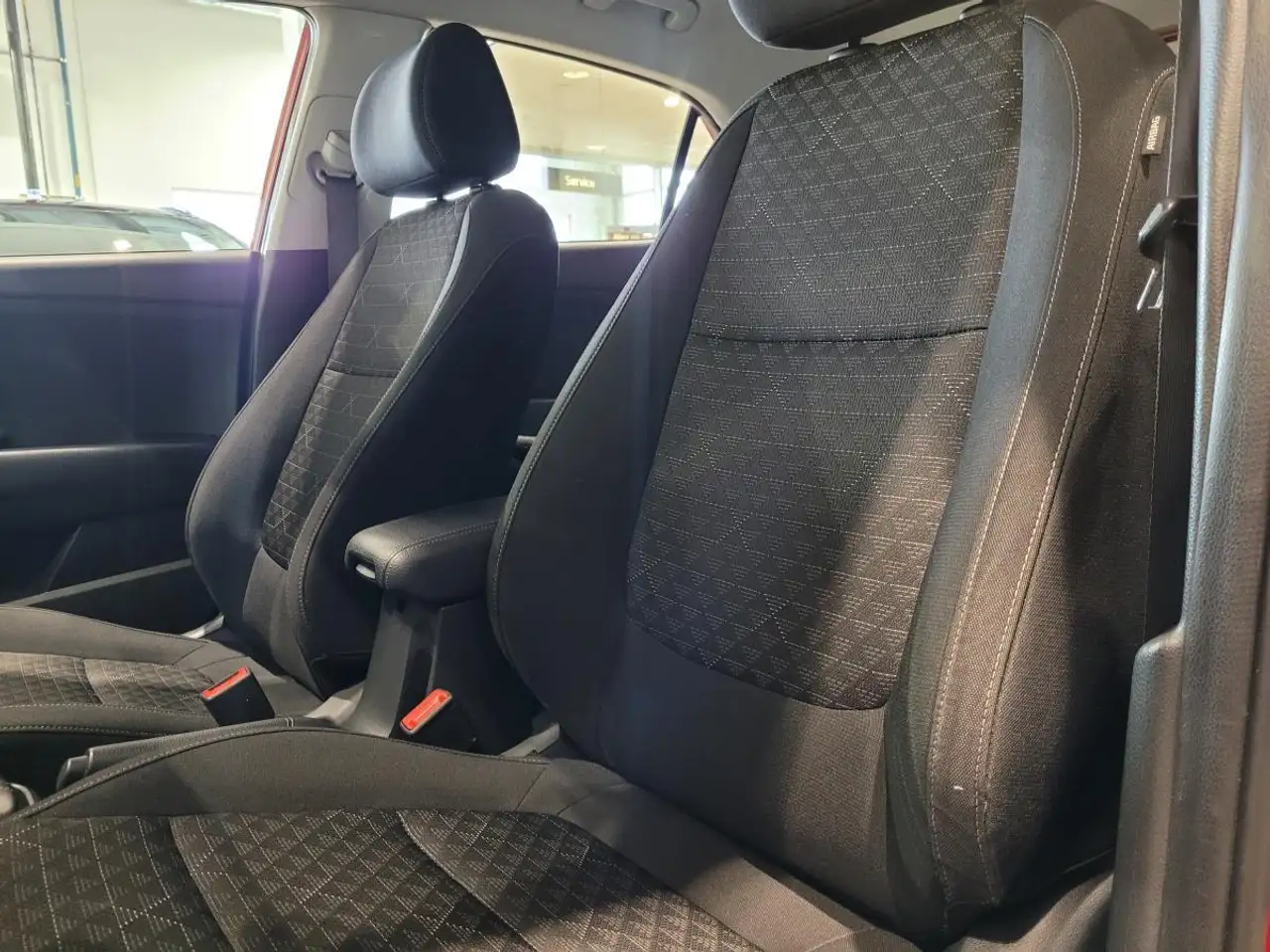 Kia Rio снимка Kia Rio