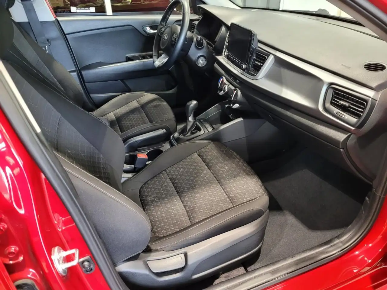 Kia Rio снимка Kia Rio