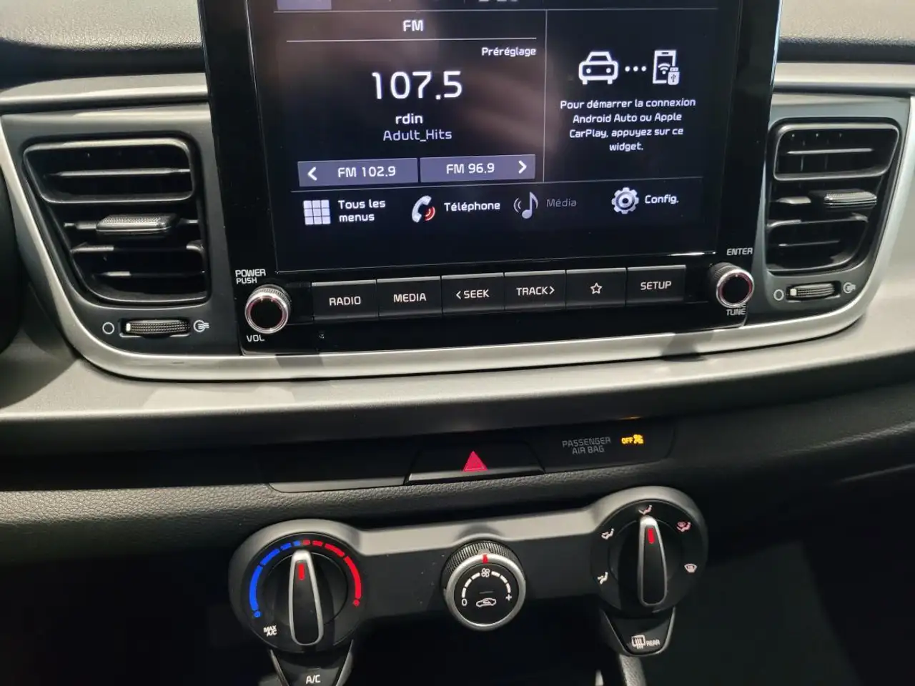 Kia Rio снимка Kia Rio