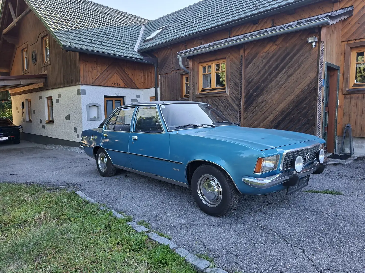 Opel Rekord 1900 SH Automatik - 1