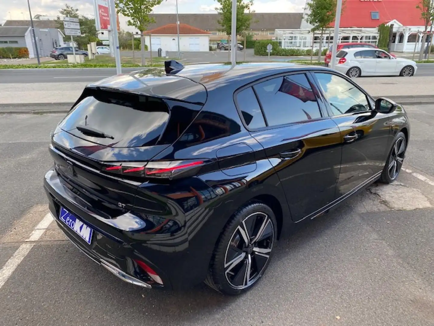 Peugeot 308 1.5 BLUEHDi S\u0026S - 130 - BV EAT8 - GT Zwart - 2