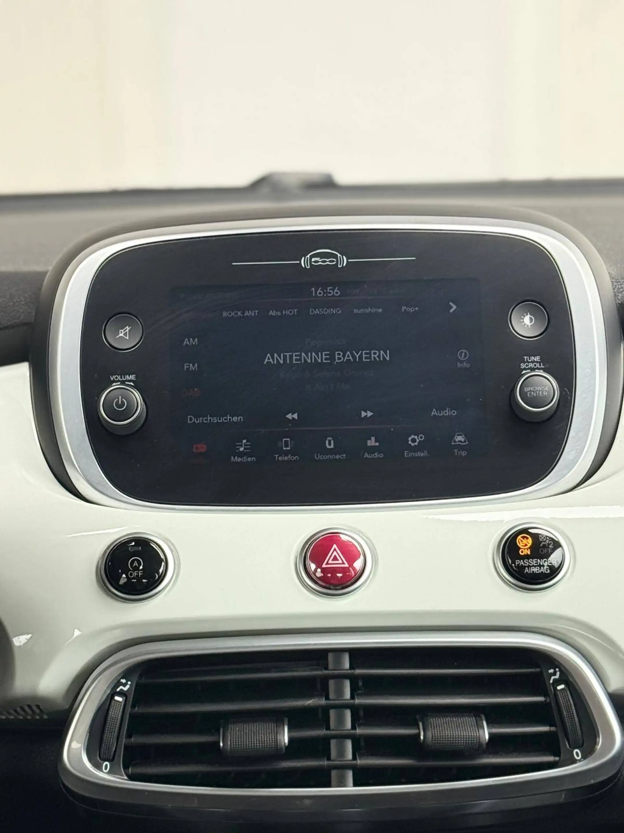 Fiat 500X City Cross — photo 11