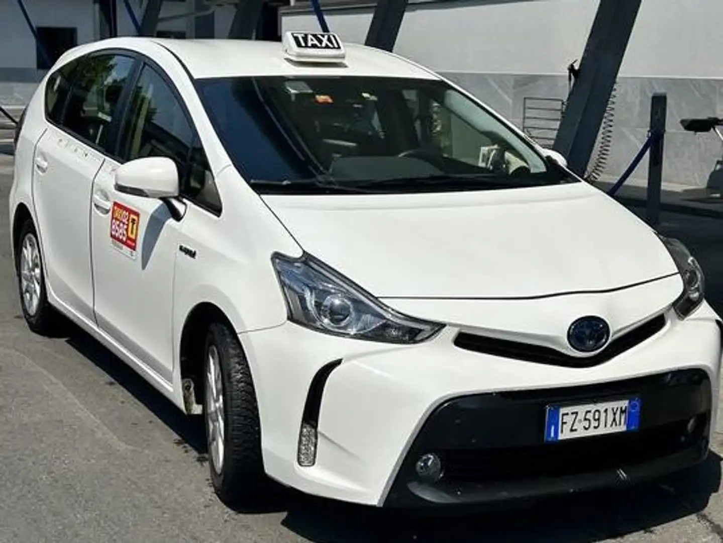 Toyota Prius+ 1.8h Style ecvt my18 - 1
