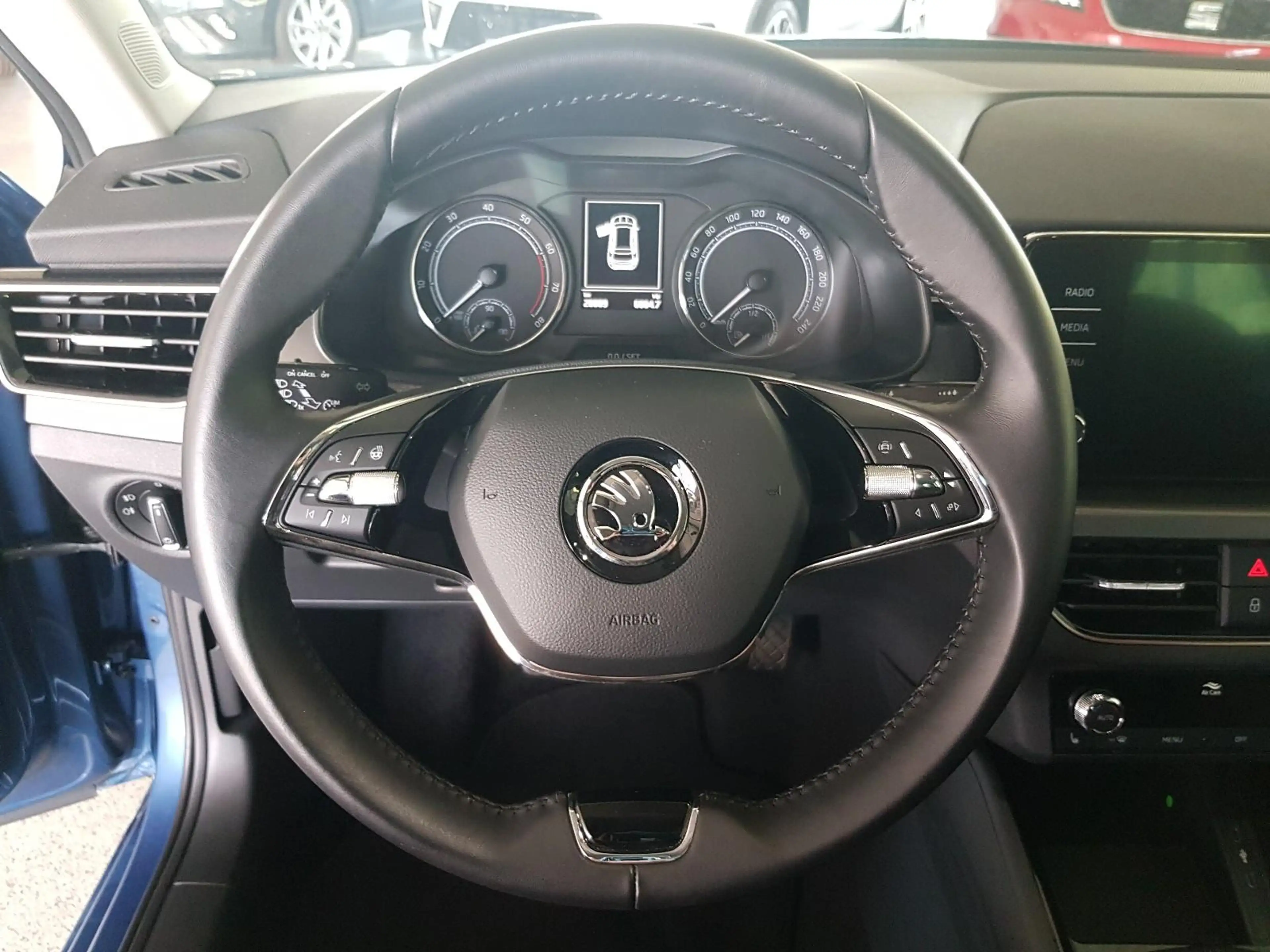 Skoda Kamiq Style TSI SmartLink LED Sitzheiz. hi+vo — photo 13