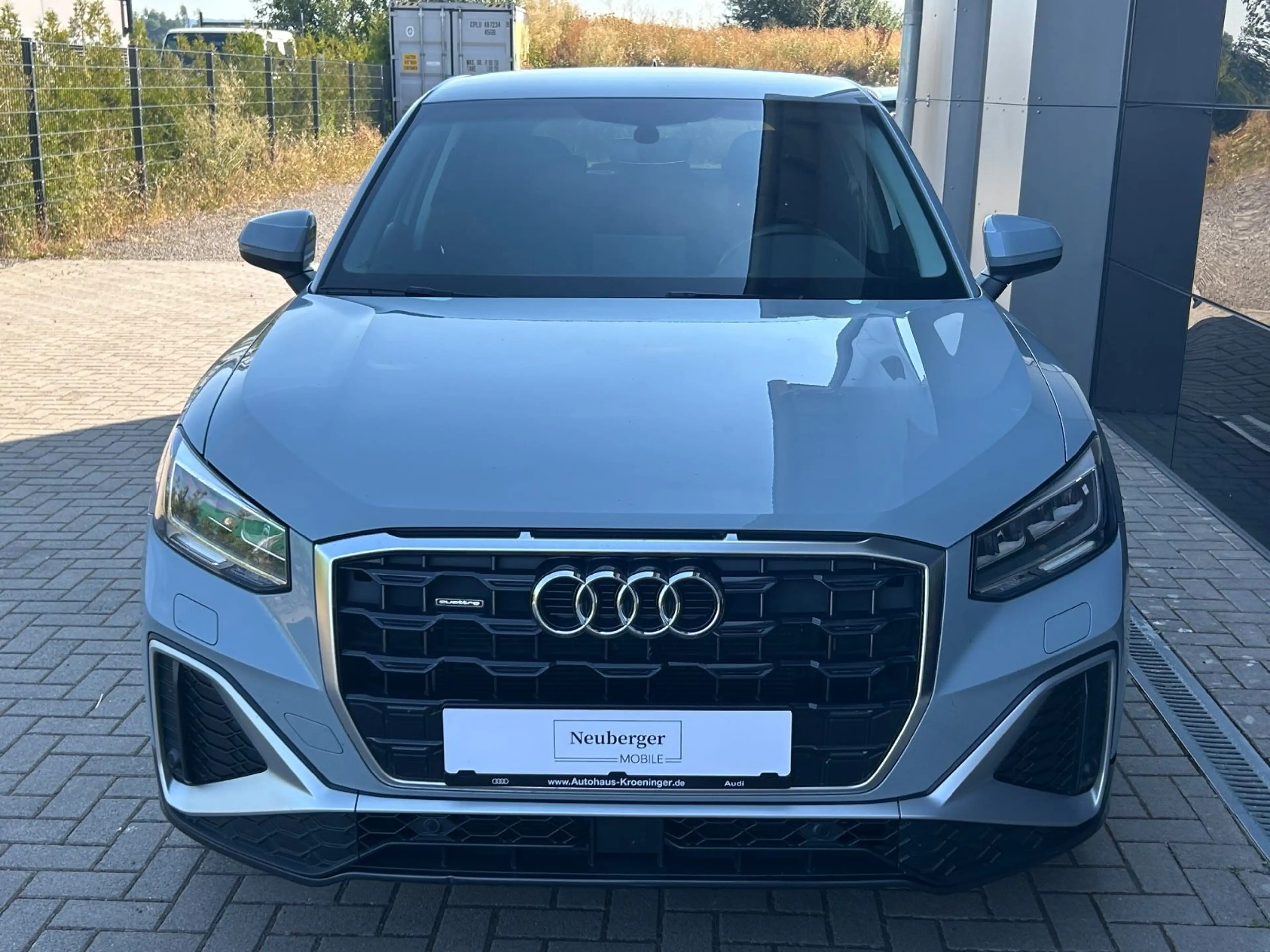 Audi Q2 35 TDI quattro S line|AHK|Rückfahrkam|Apple — photo 8