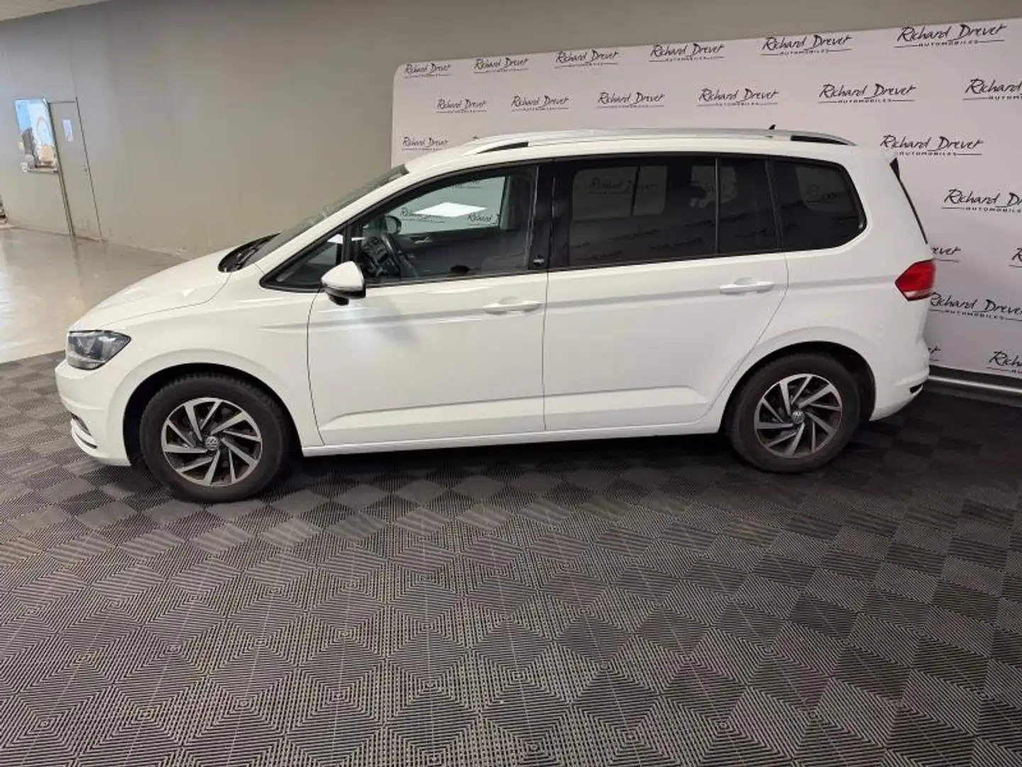 Volkswagen Touran 2.0 TDI 150ch BlueMotion Technology FAP Confortline 5 places Blanc - 2