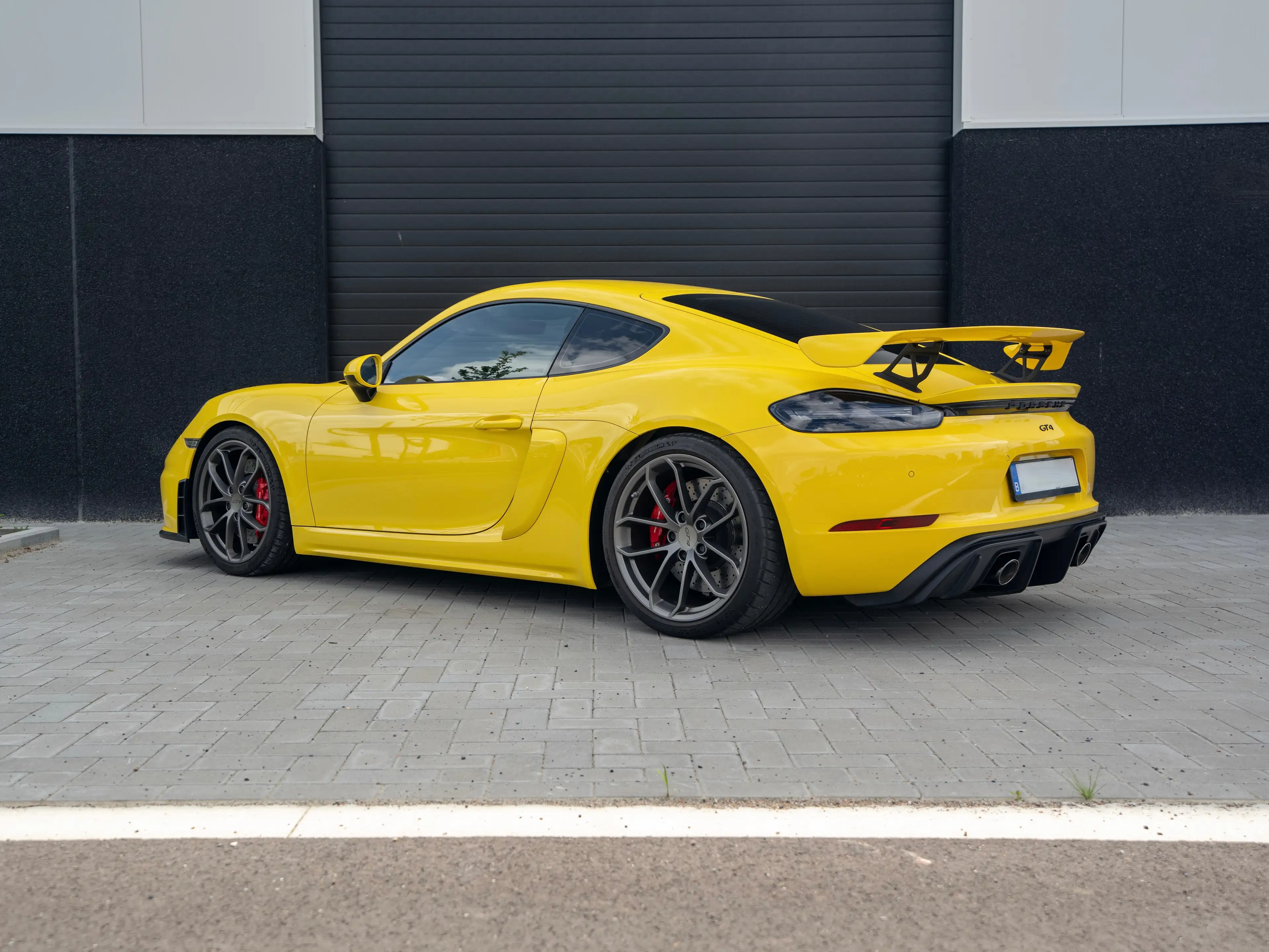 Porsche 718 718 Cayman GT4 PDK - LED - CARBON — photo 2