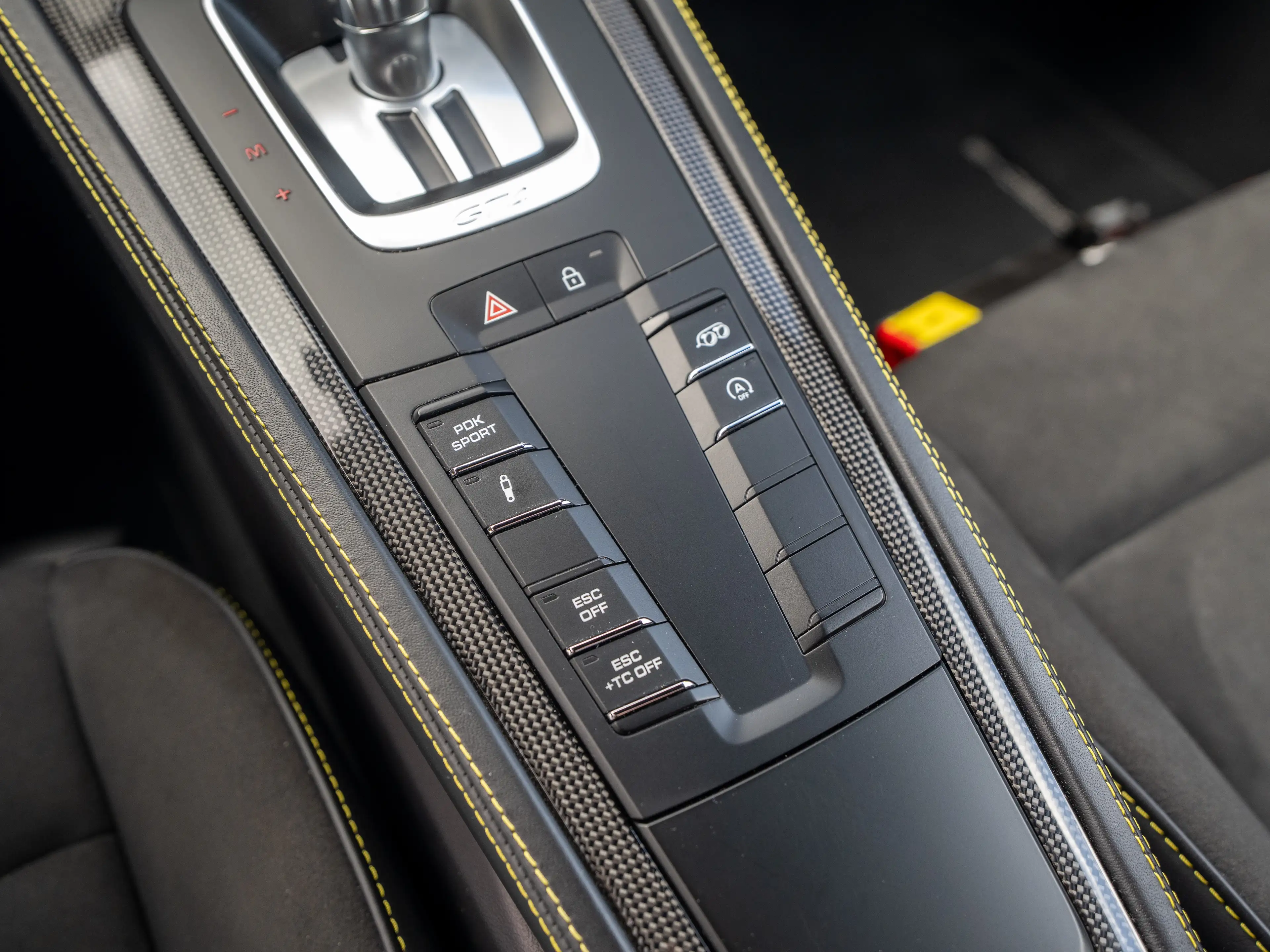 Porsche 718 718 Cayman GT4 PDK - LED - CARBON — photo 8