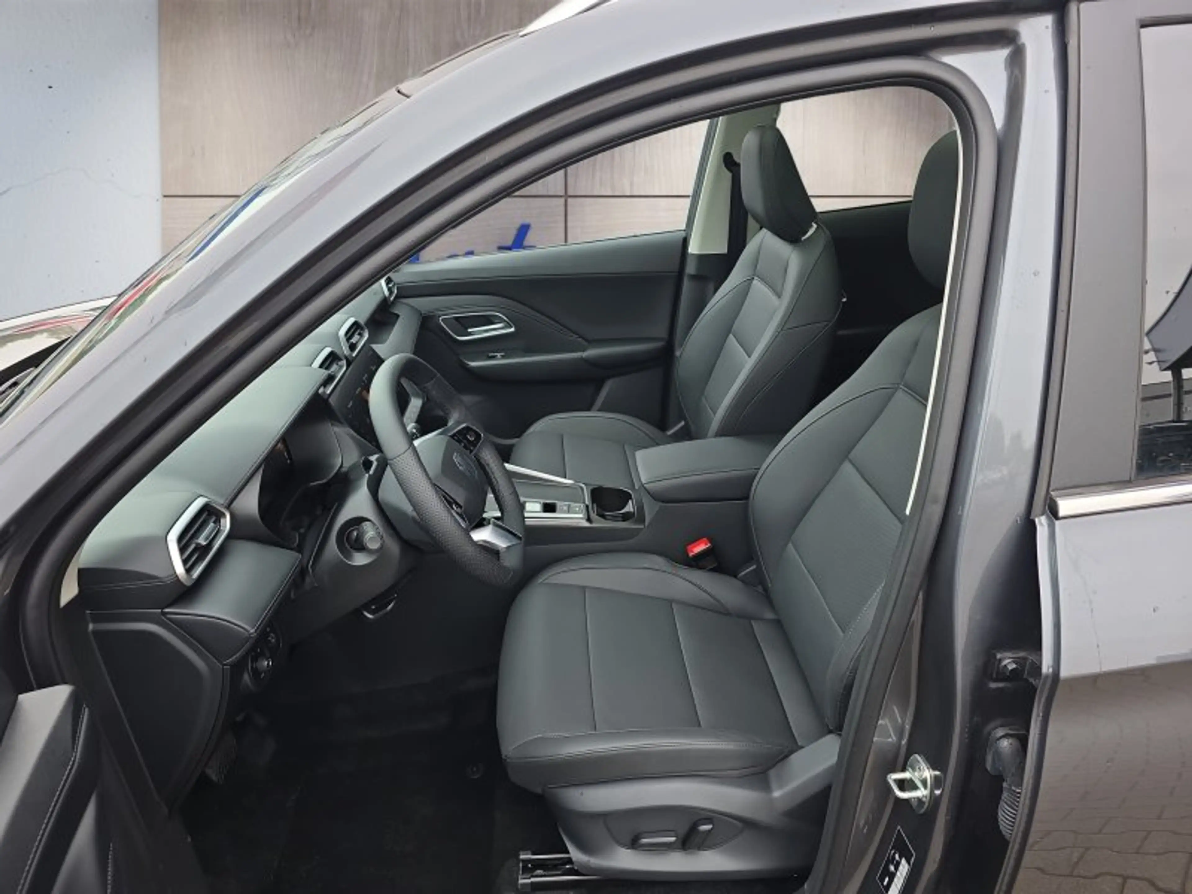 MG ZS Luxury 1,5 Hybrid+ 197PS Pano/18*Alu/LED/Navi/Lede — photo 9