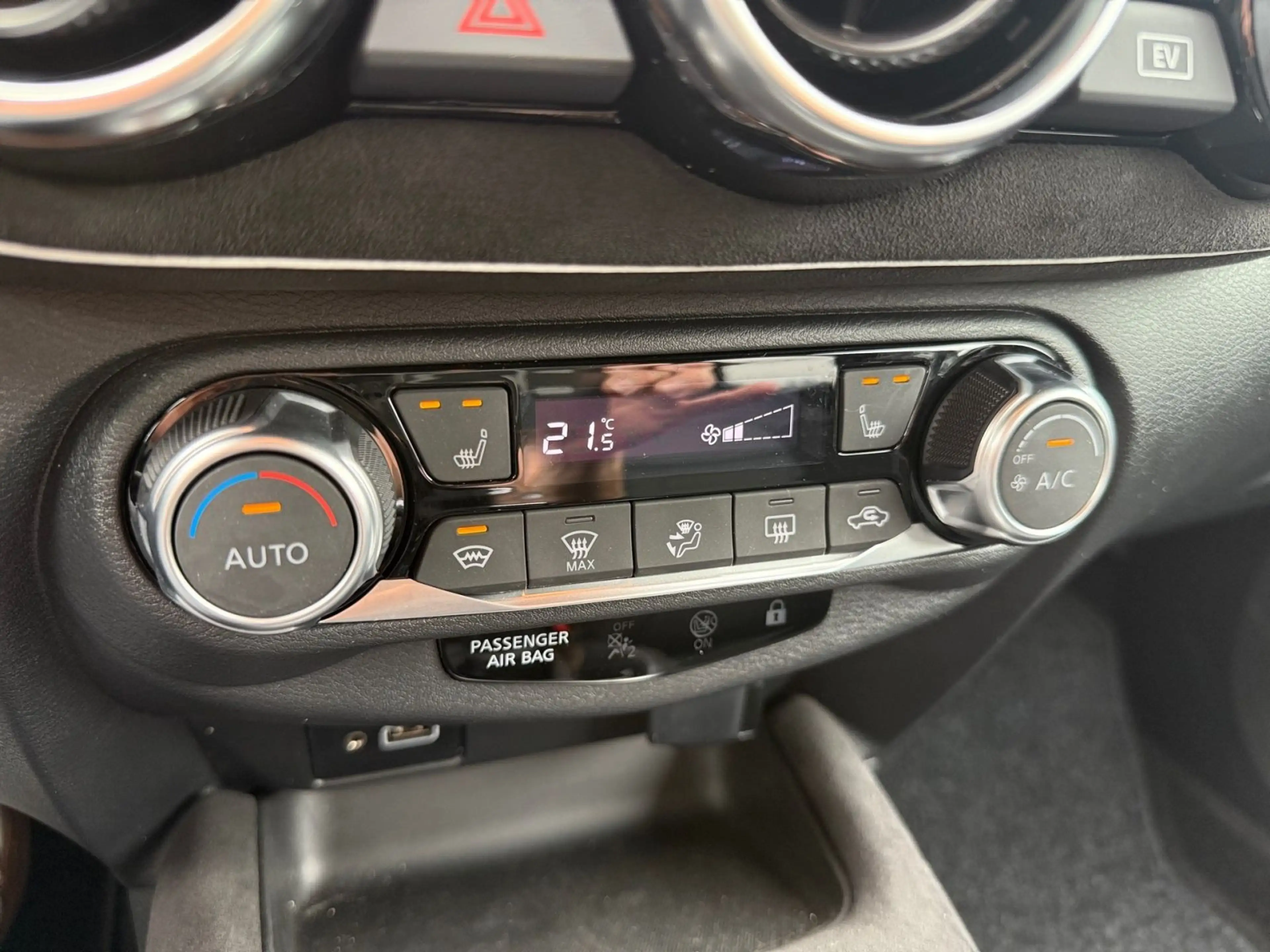 Nissan Juke 1.6 Hybrid N-Design Hybrid, BOSE, AVM, LED — photo 15