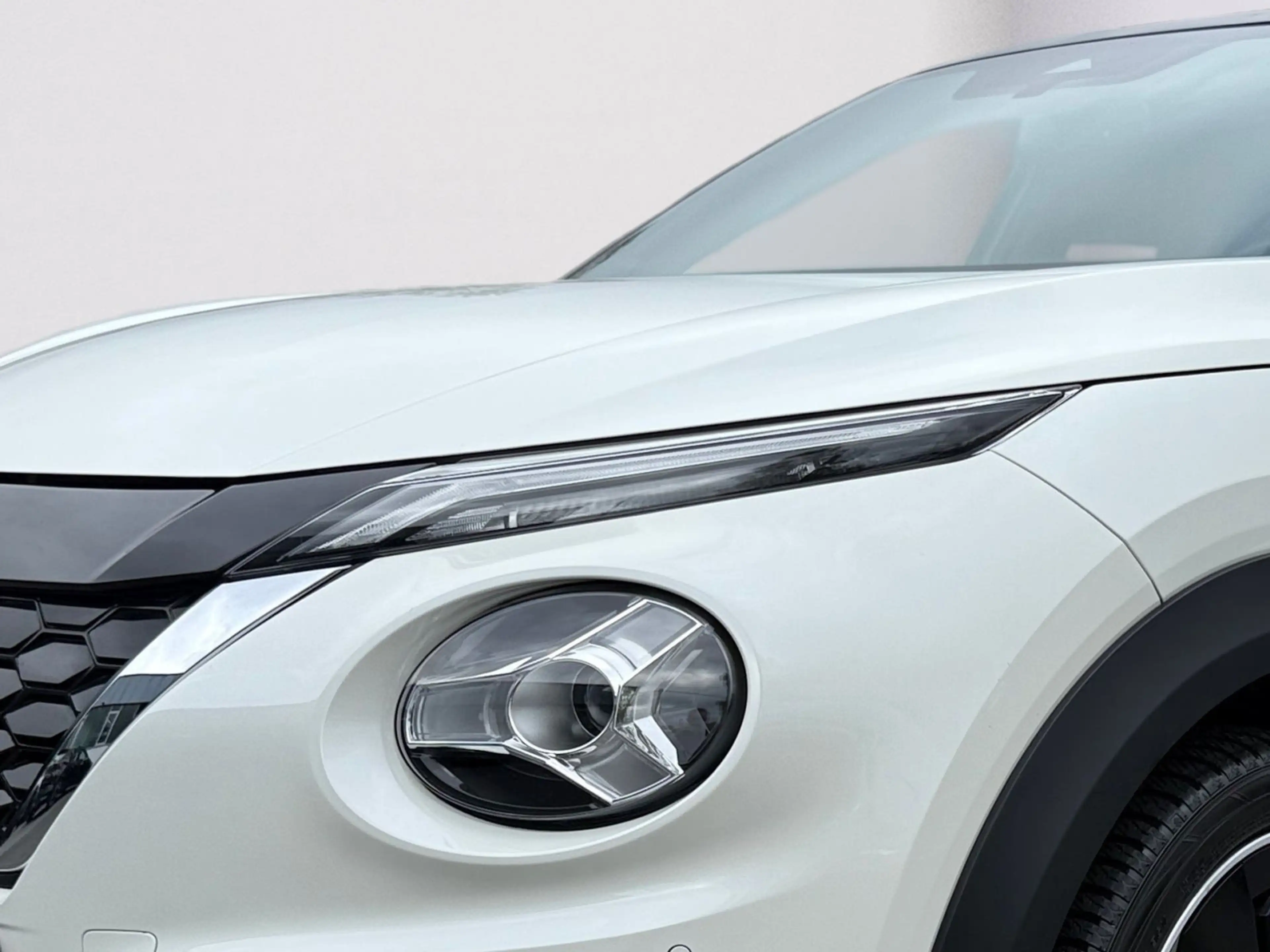Nissan Juke 1.6 Hybrid N-Design Hybrid, BOSE, AVM, LED — photo 6