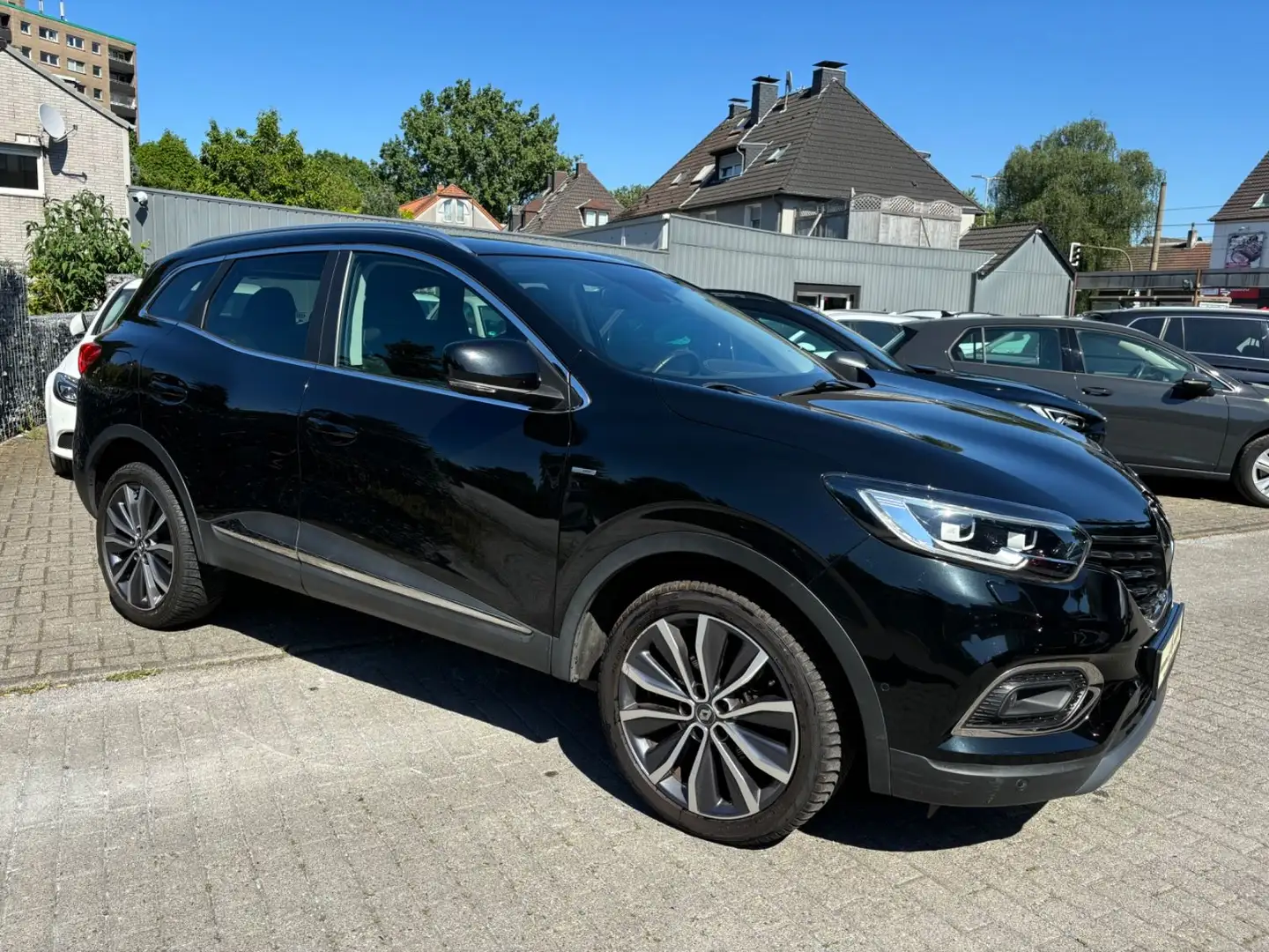 Renault Kadjar Bose Edition 1.Hd Sitzh. Navi LED AHK Negru - 1