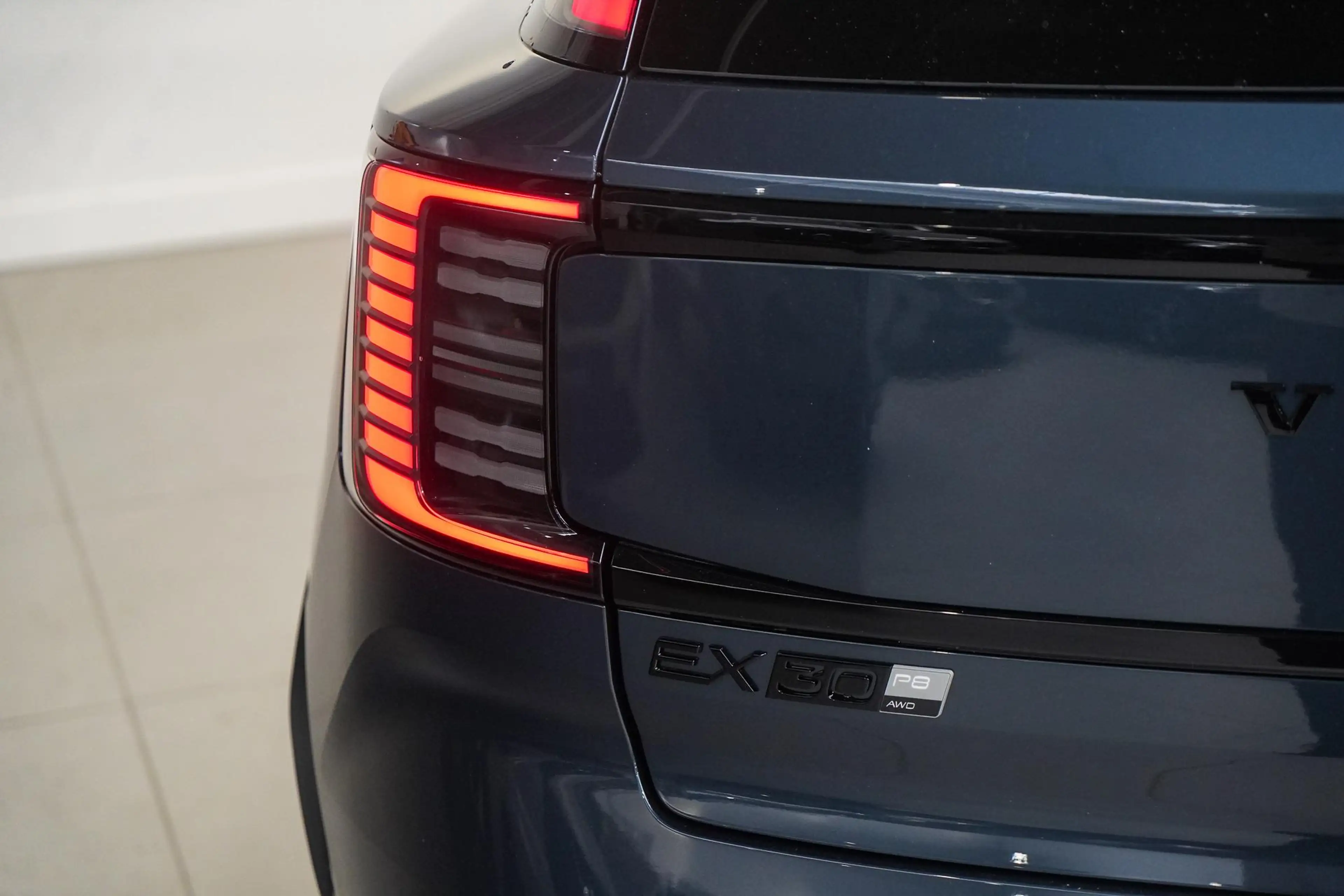 Volvo EX30 P8 AWD Ultra Black Edition Europa 69 kWh 428pk | H — photo 8