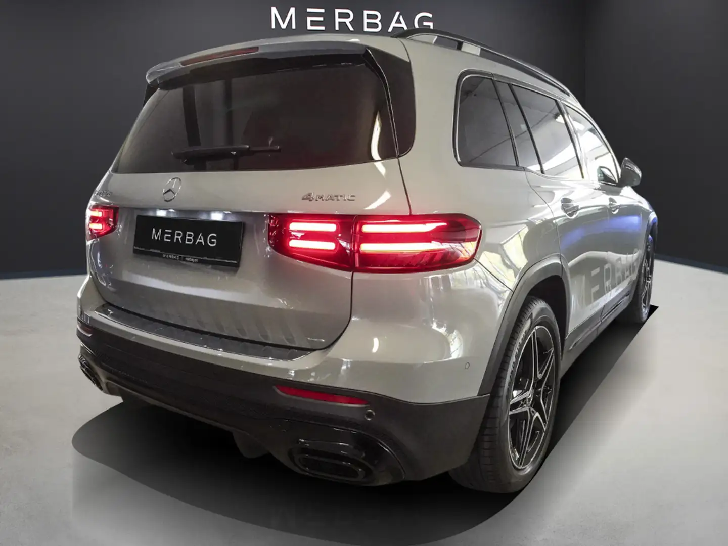 Mercedes-Benz GLB 200 4M-AMG-NIGHT-KEYLESS-AHK-UVP 62.400,- Grau - 2