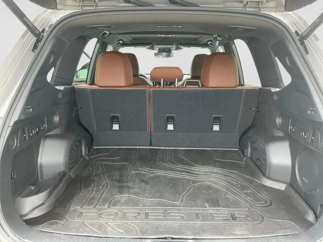 Subaru Forester снимка Subaru Forester