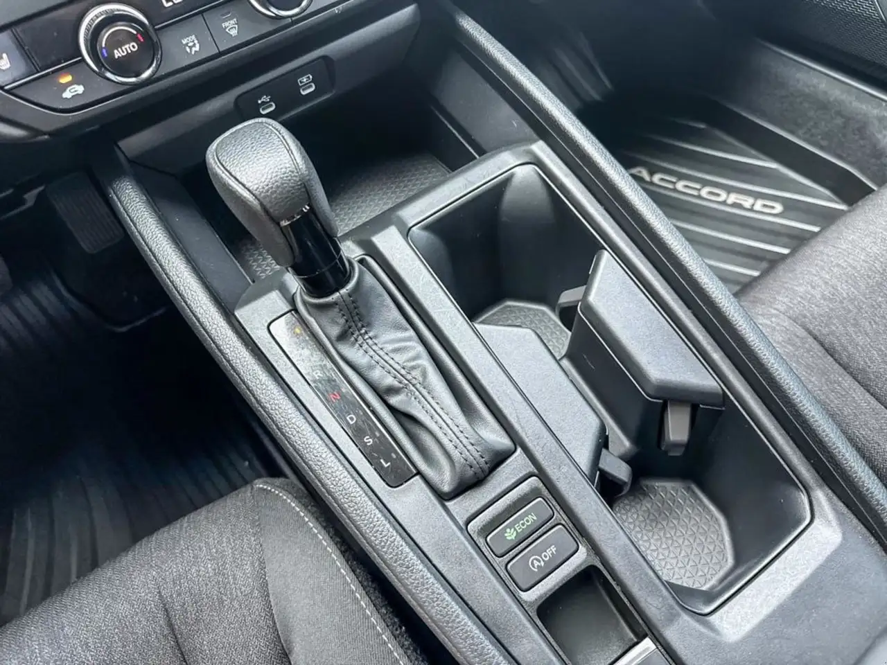 Honda Accord снимка Honda Accord