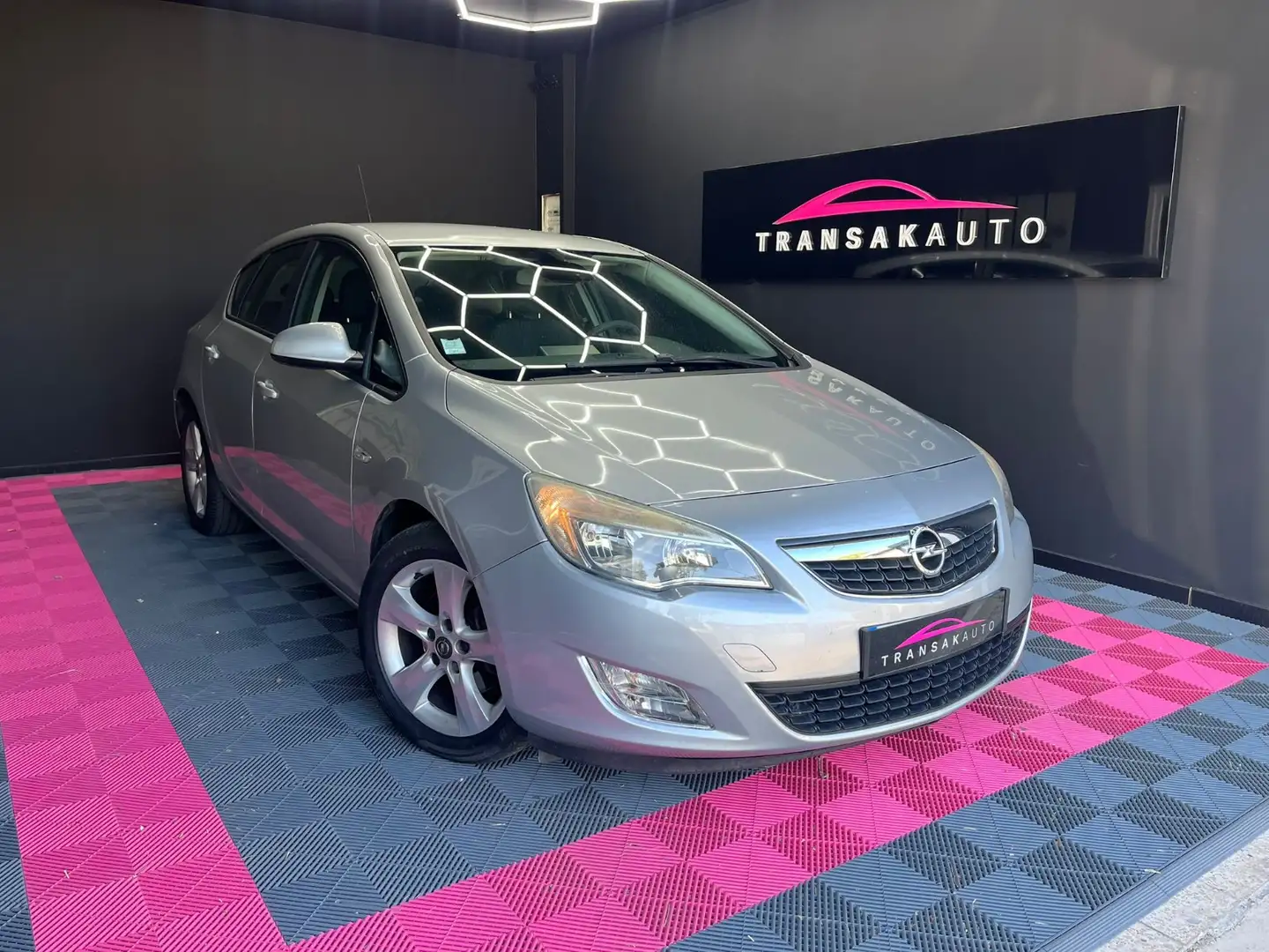 Opel Astra Enjoy Gris - 1