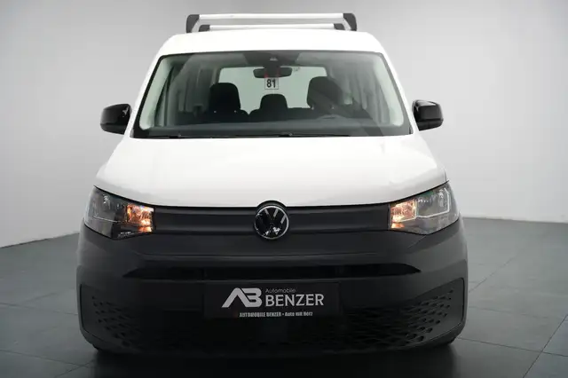 Volkswagen Caddy view 2